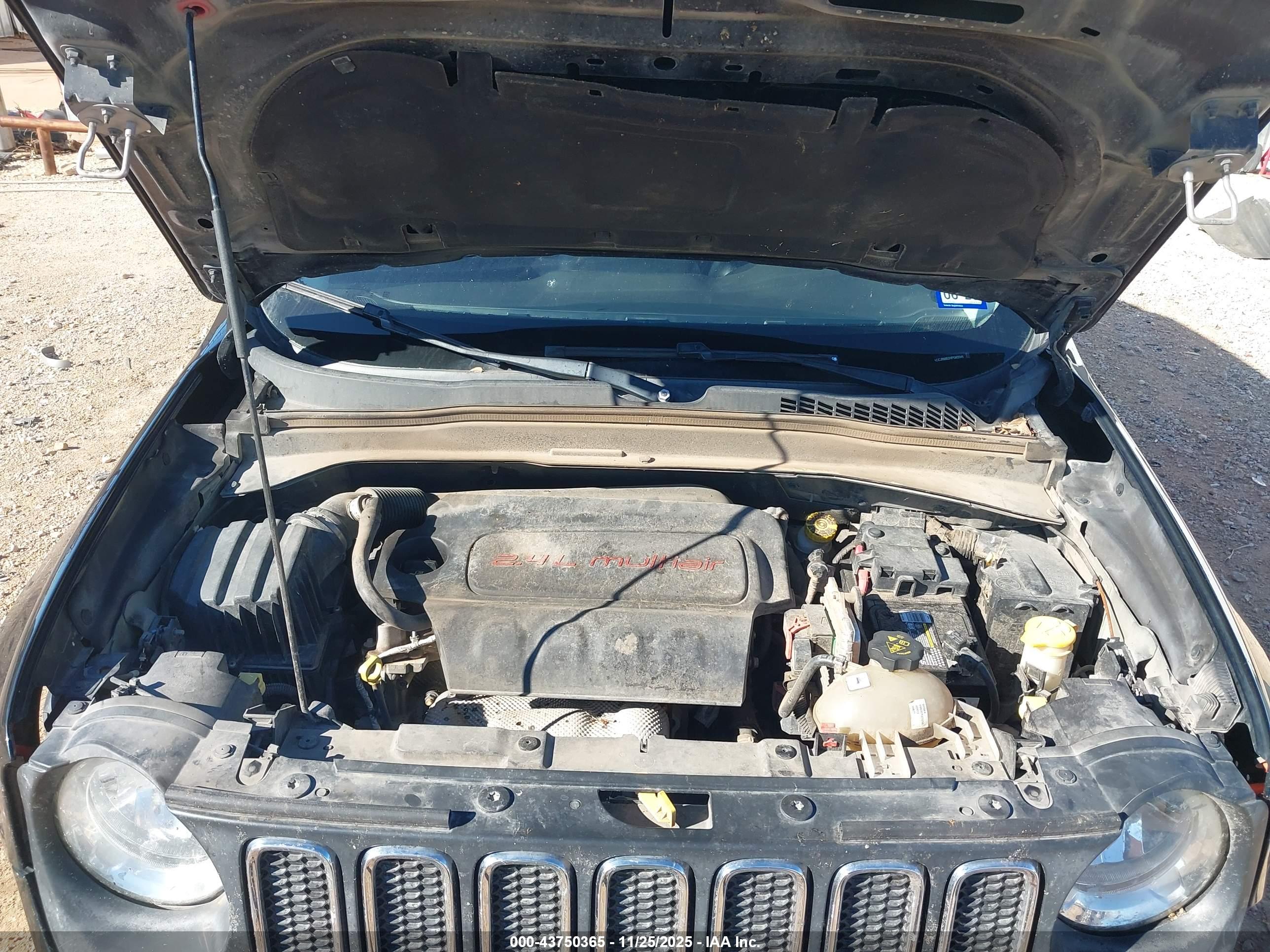 JEEP RENEGADE image 10