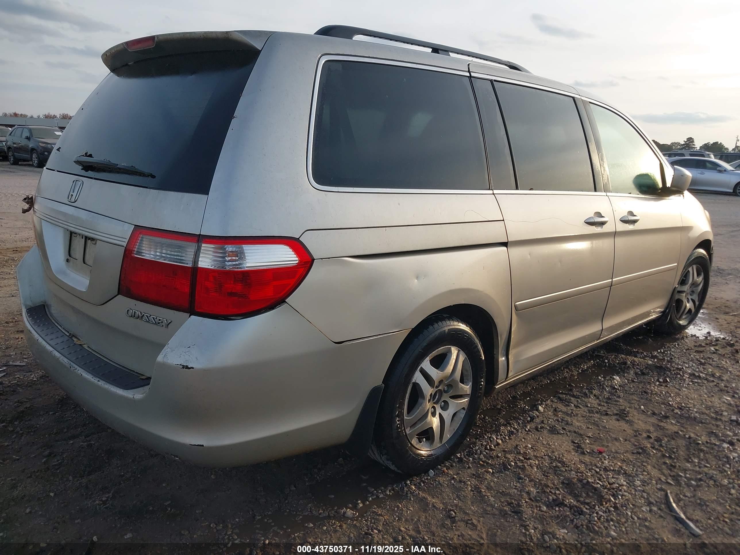 HONDA ODYSSEY image 4