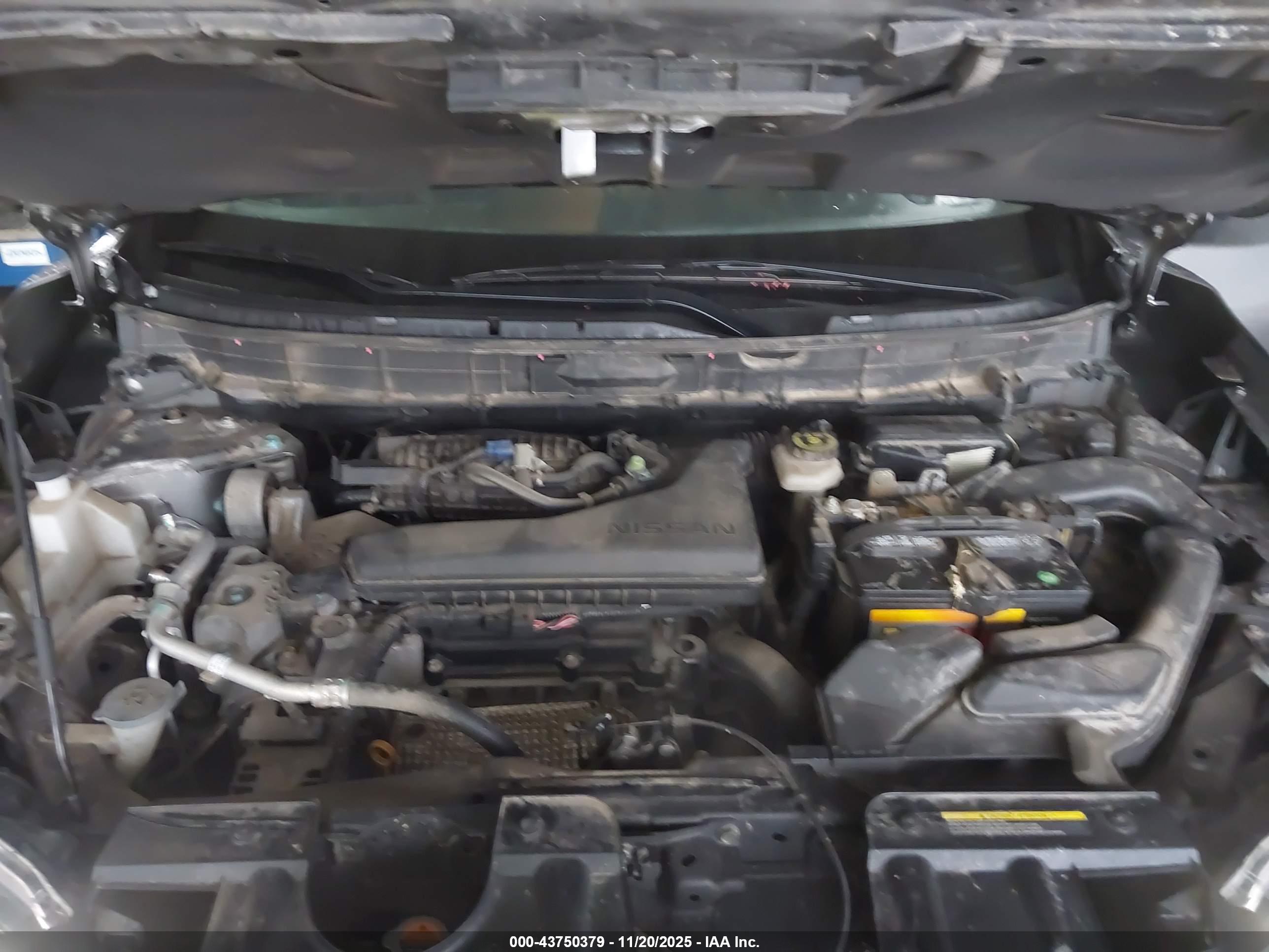 NISSAN ROGUE image 10