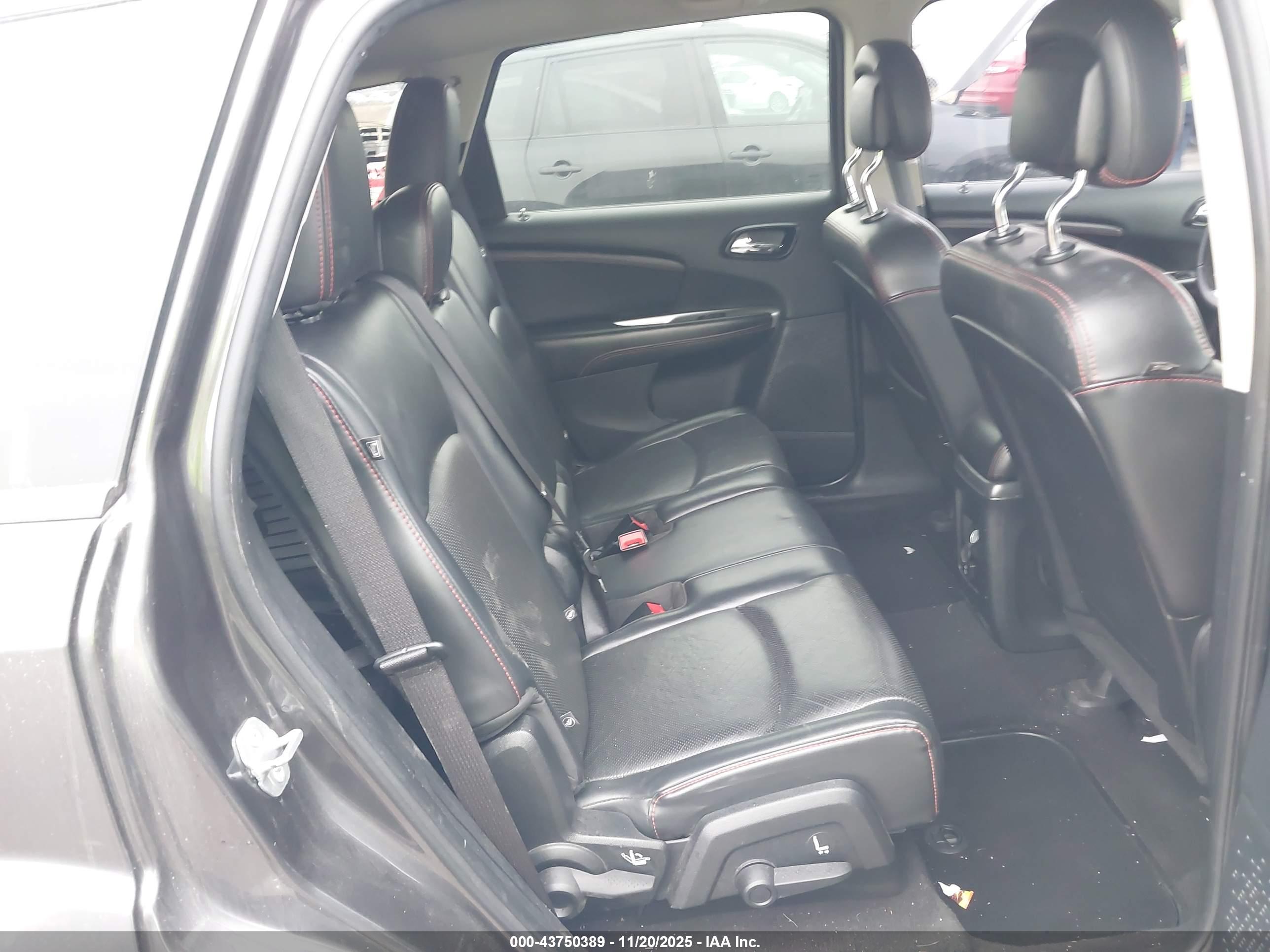 DODGE JOURNEY image 8