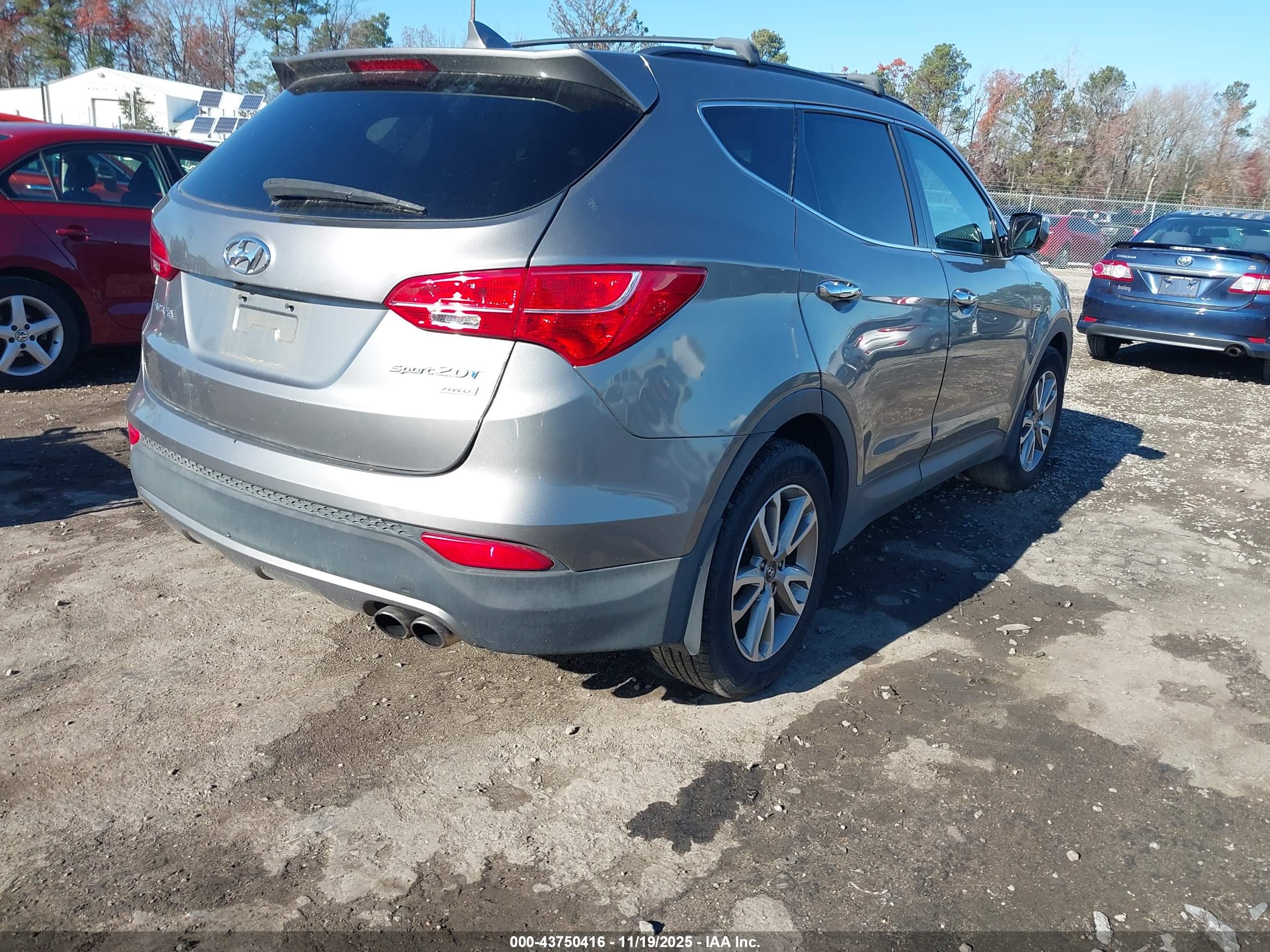 HYUNDAI SANTA image 4