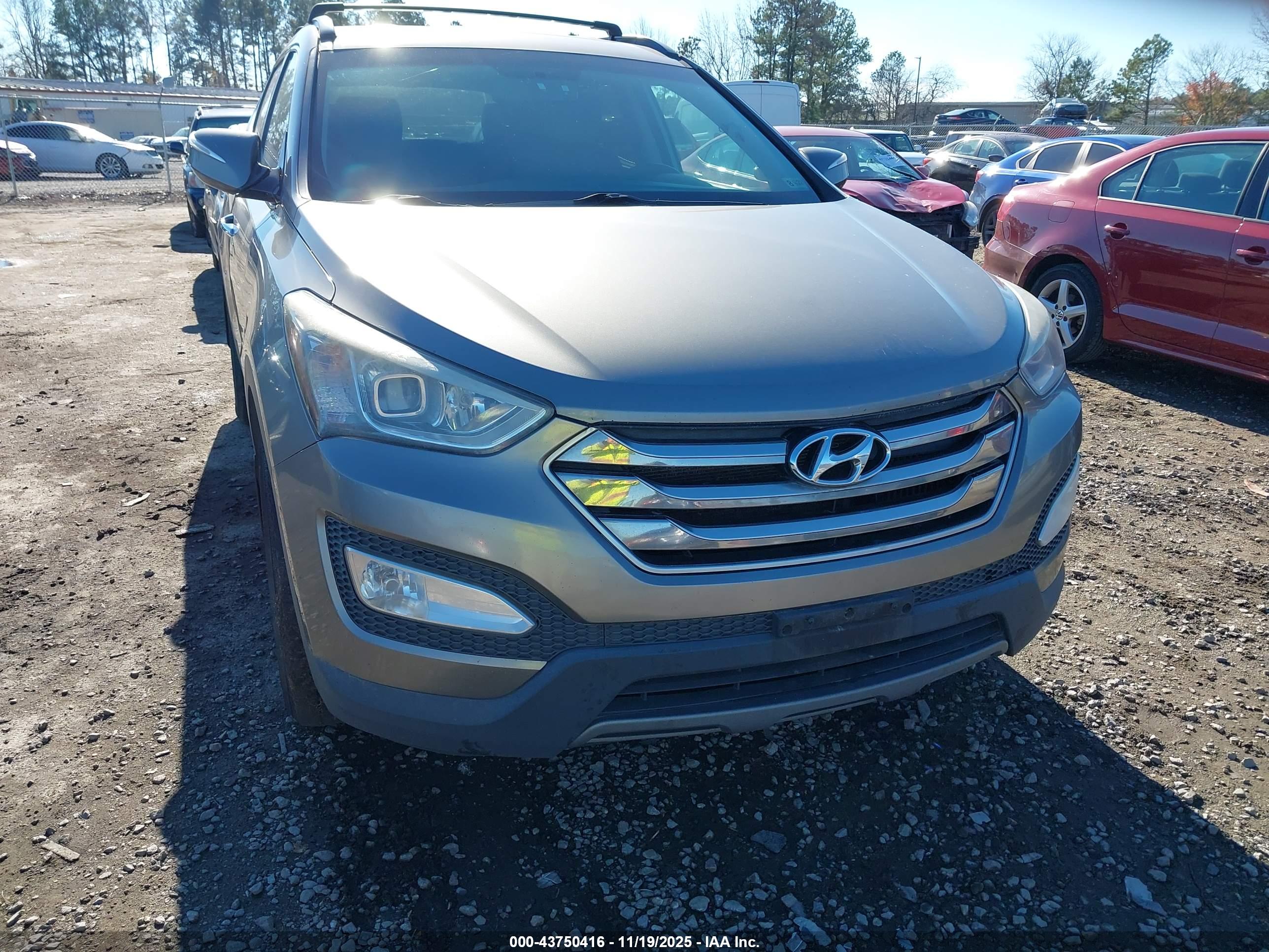 HYUNDAI SANTA image 6