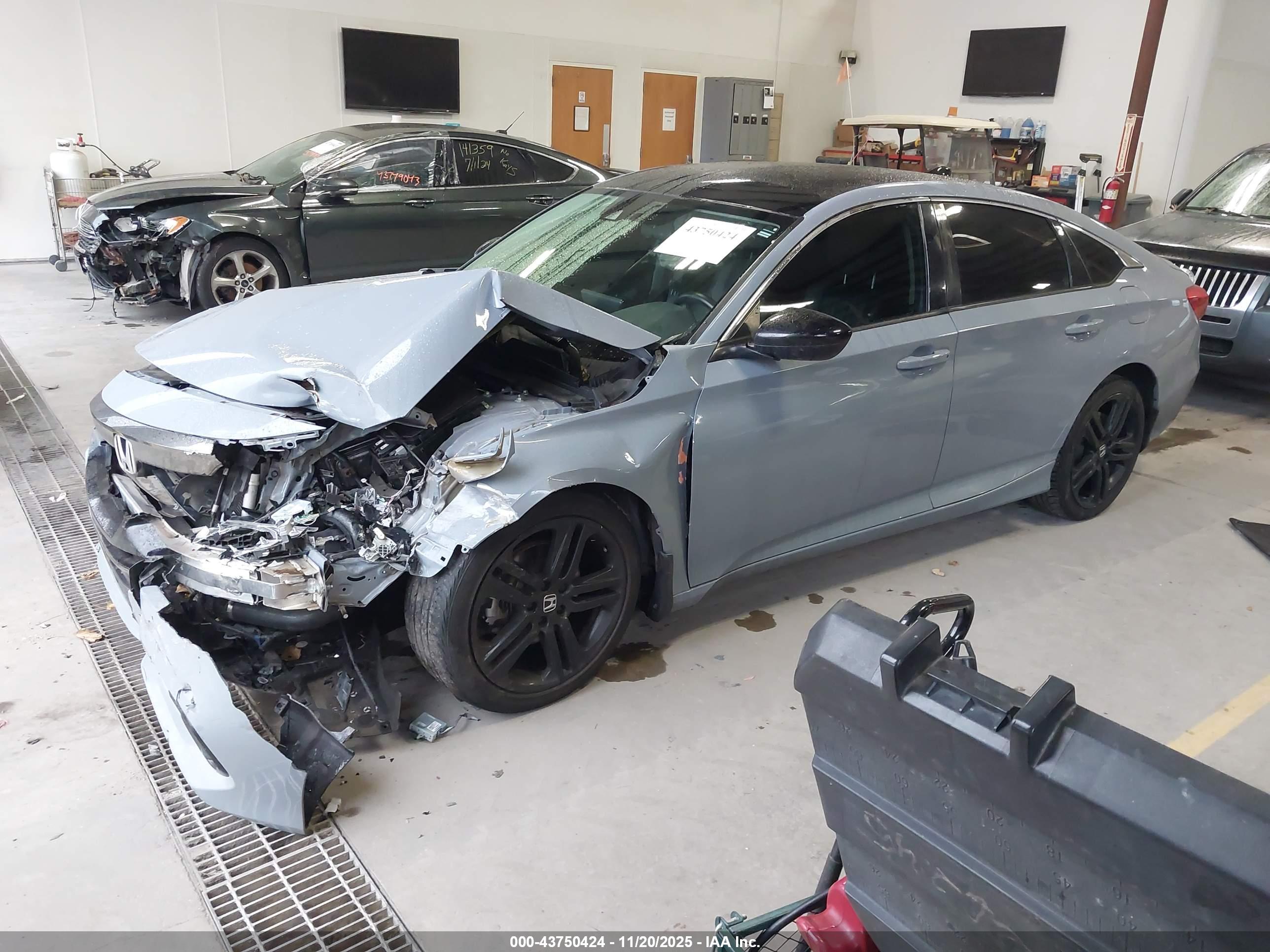 HONDA ACCORD image 2