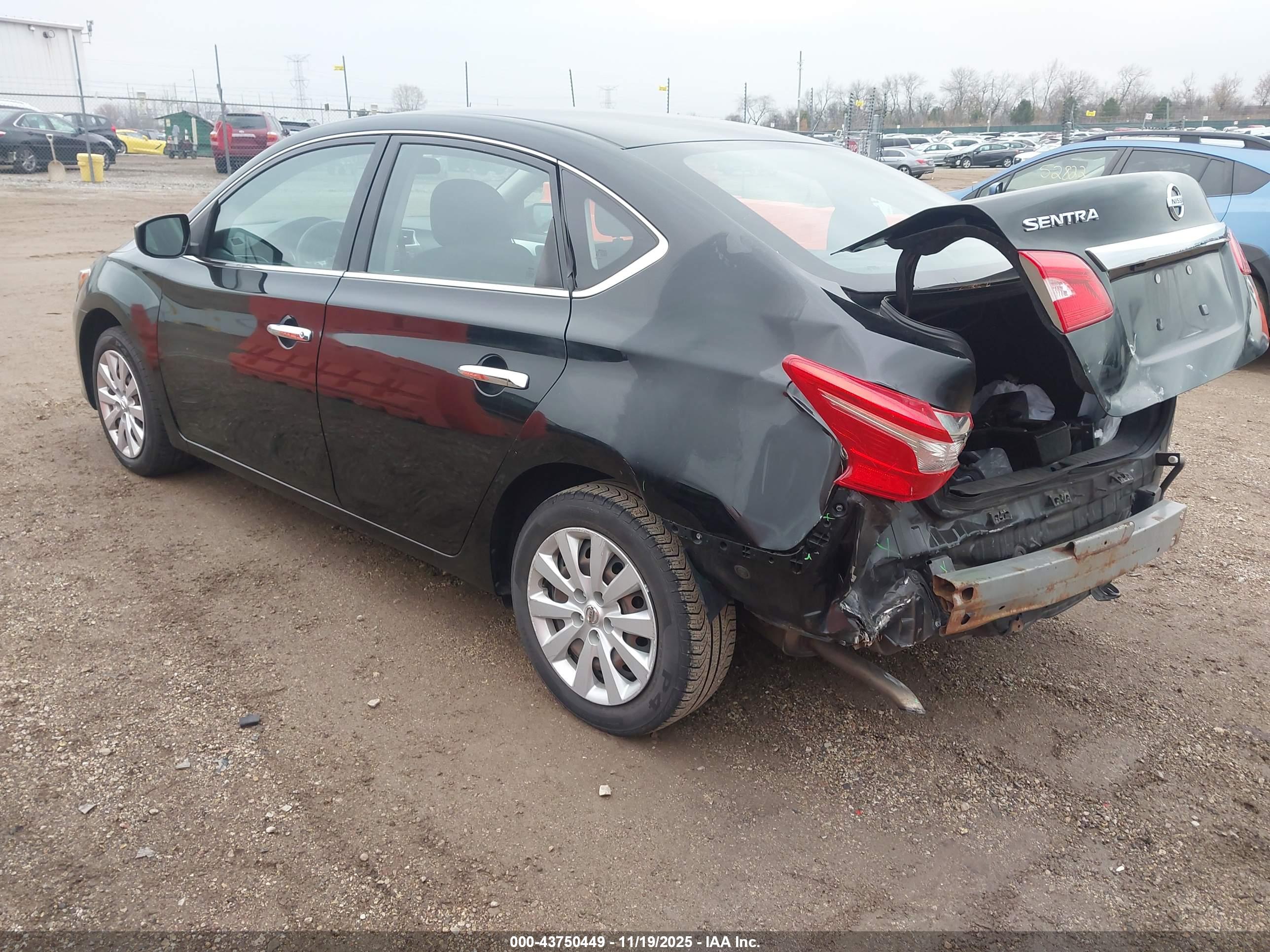 NISSAN SENTRA image 3