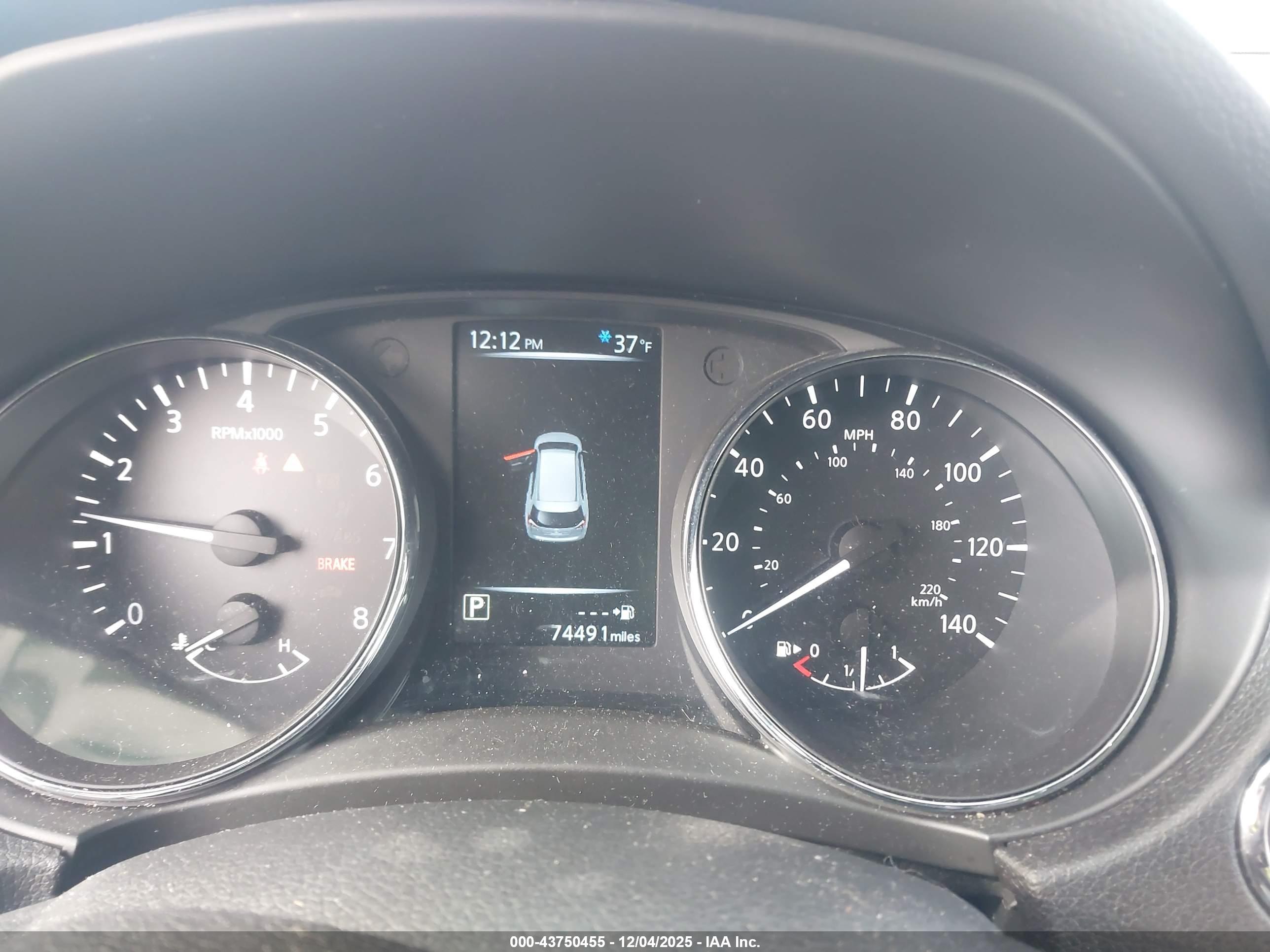 NISSAN ROGUE image 7