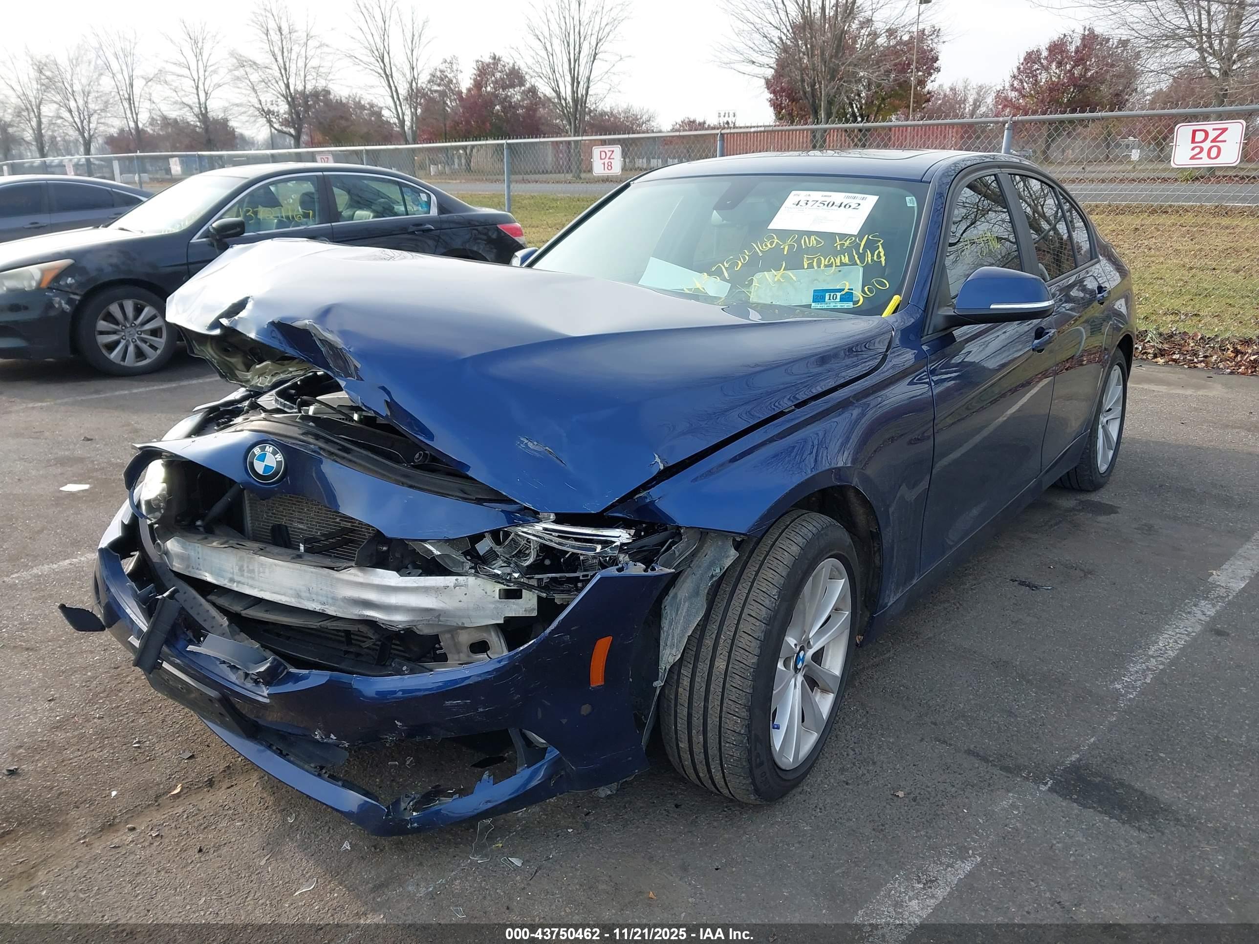 BMW 320I image 2