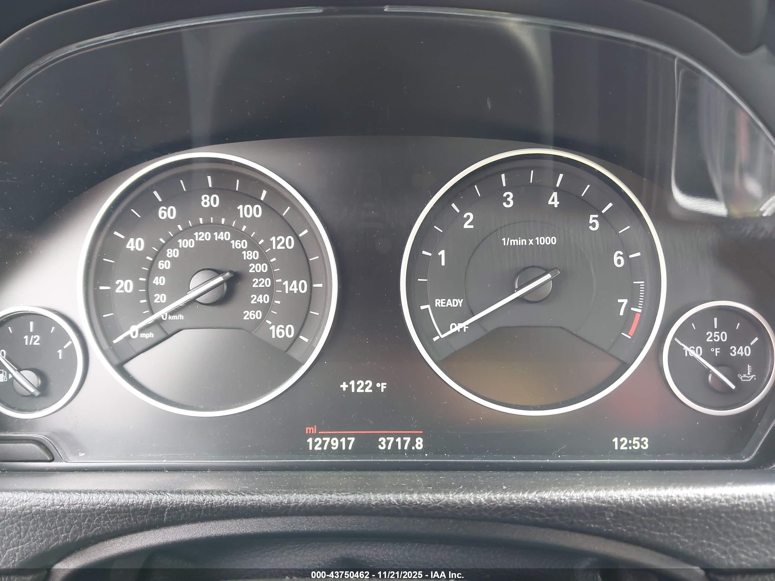 BMW 320I image 7