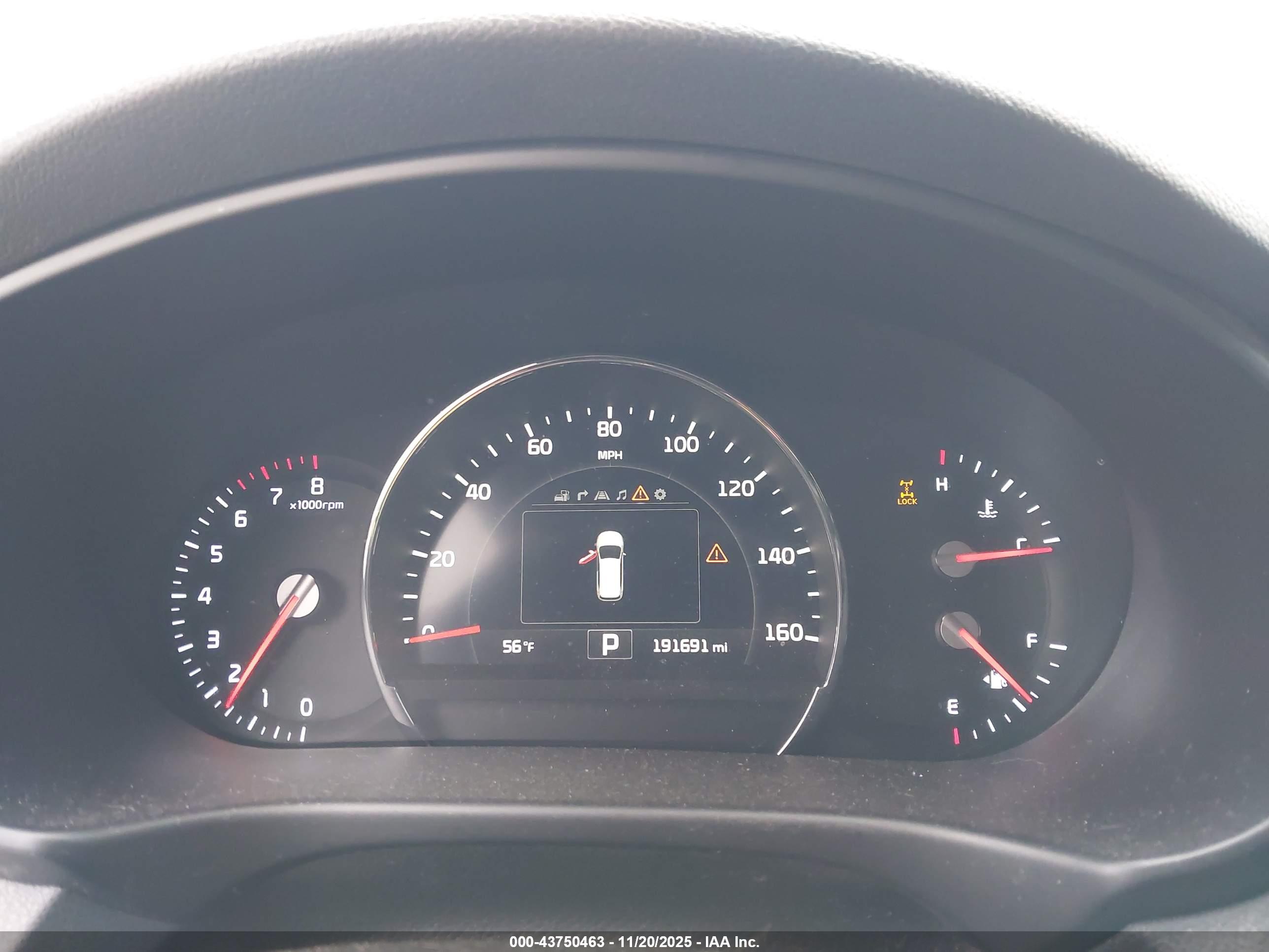 KIA SORENTO image 7