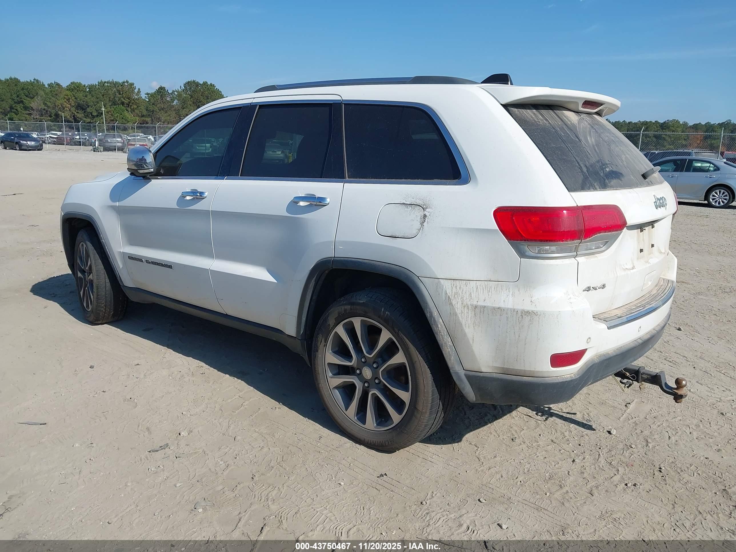 JEEP GRAND image 3