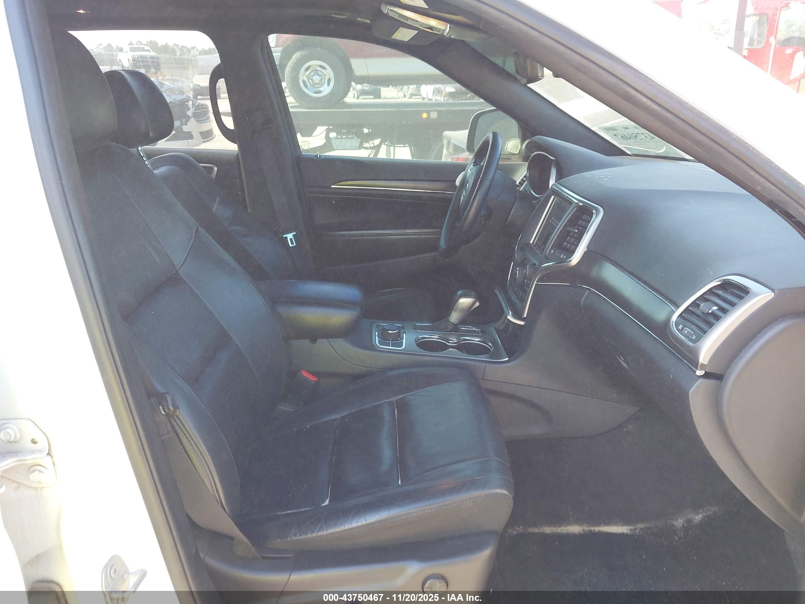JEEP GRAND image 5