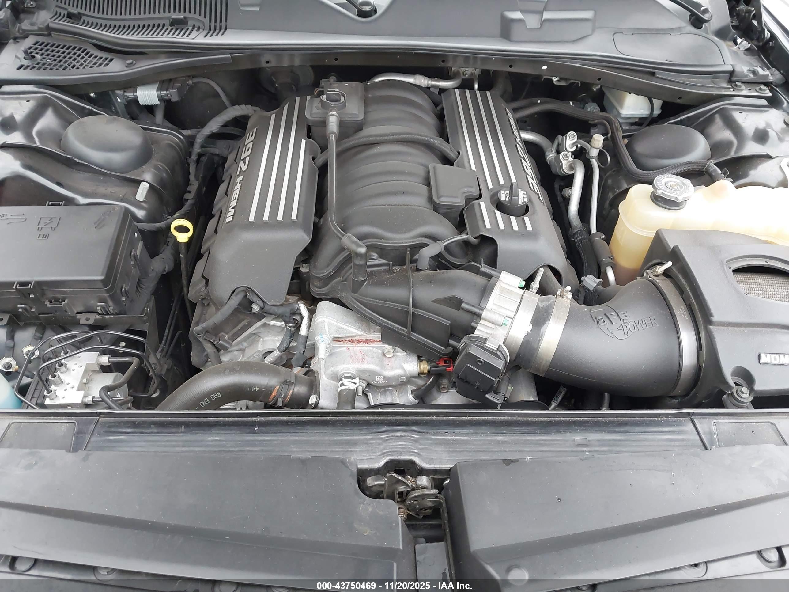 DODGE CHALLENGER image 10