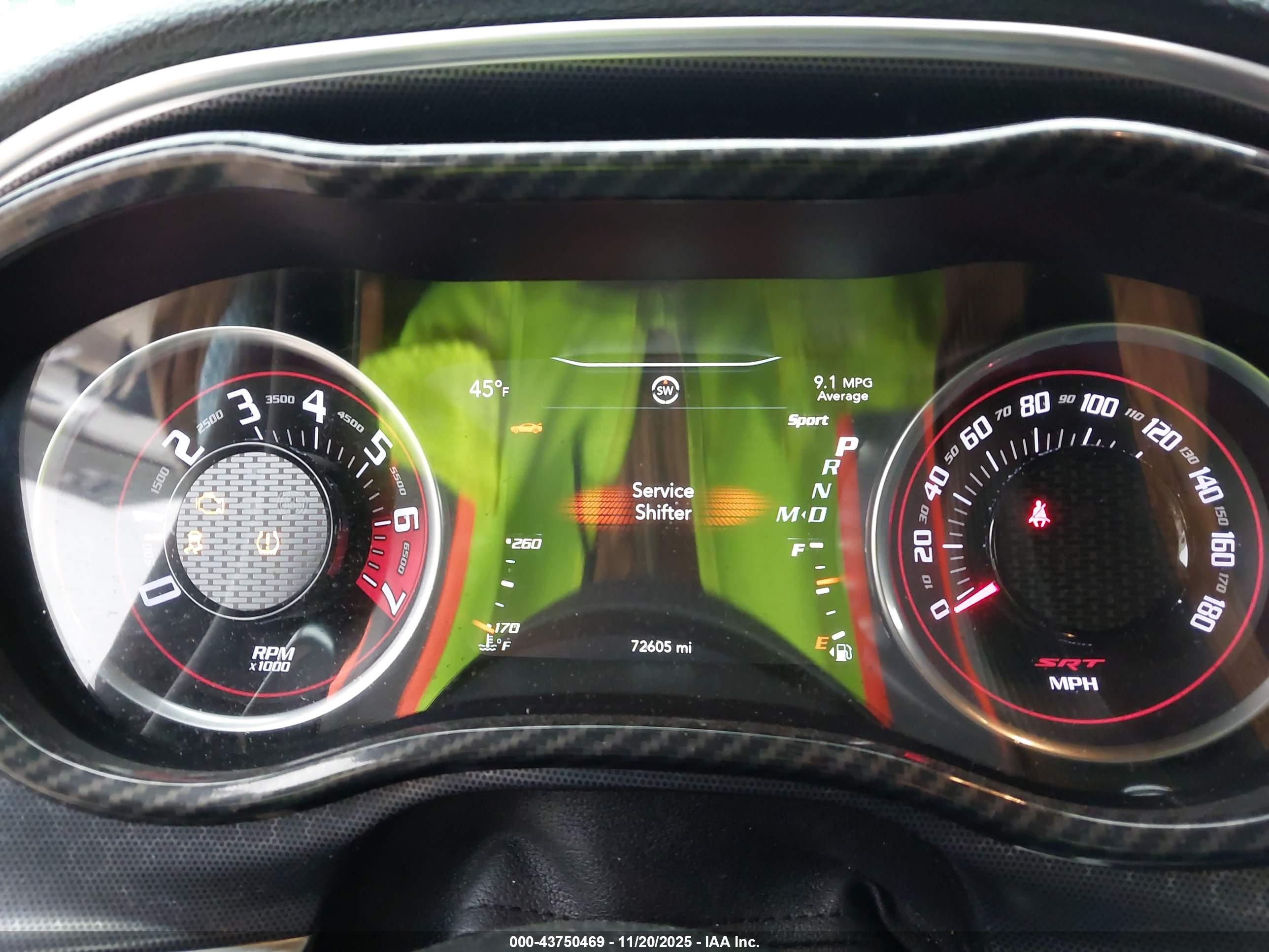 DODGE CHALLENGER image 7