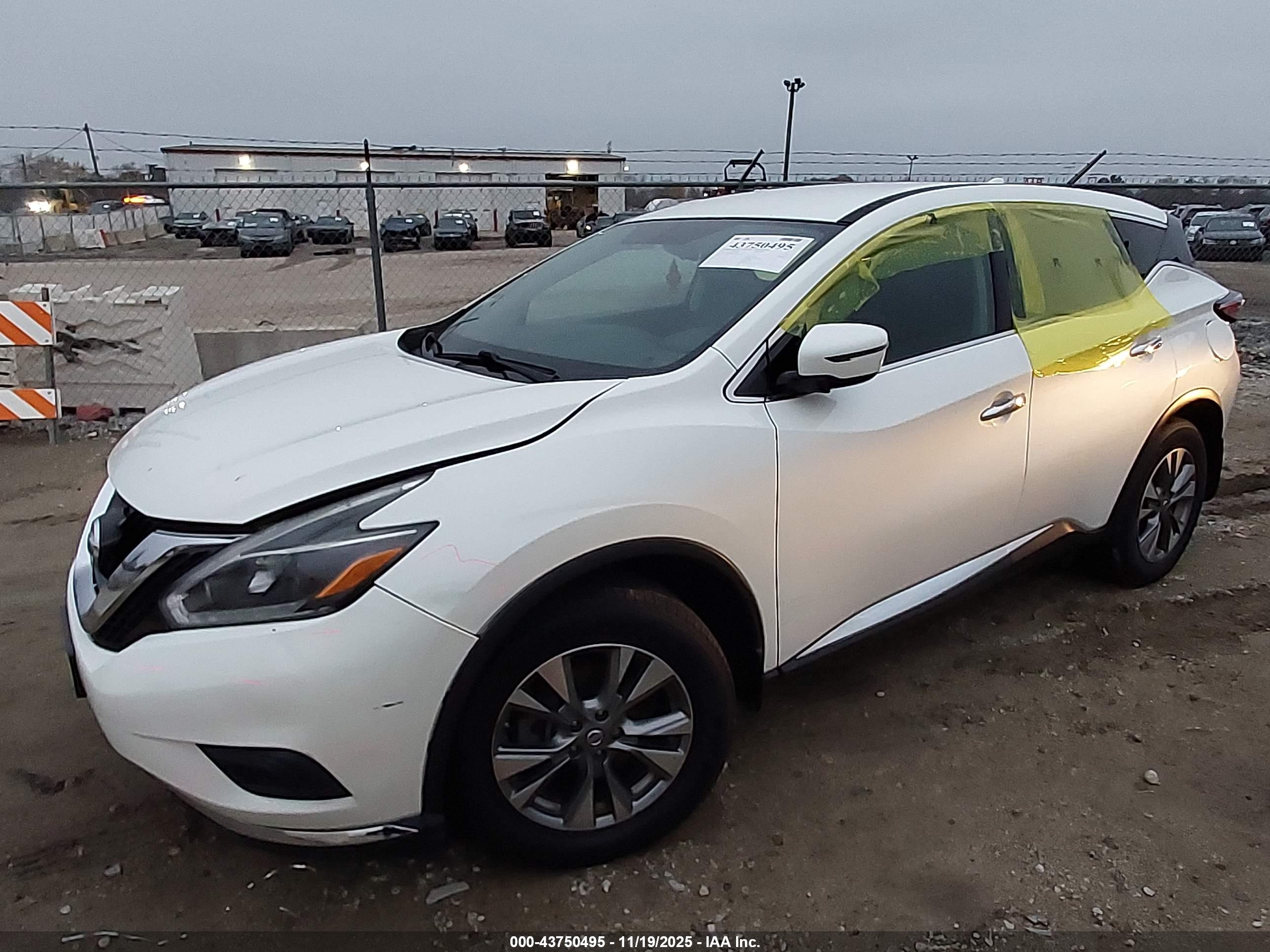 NISSAN MURANO image 2