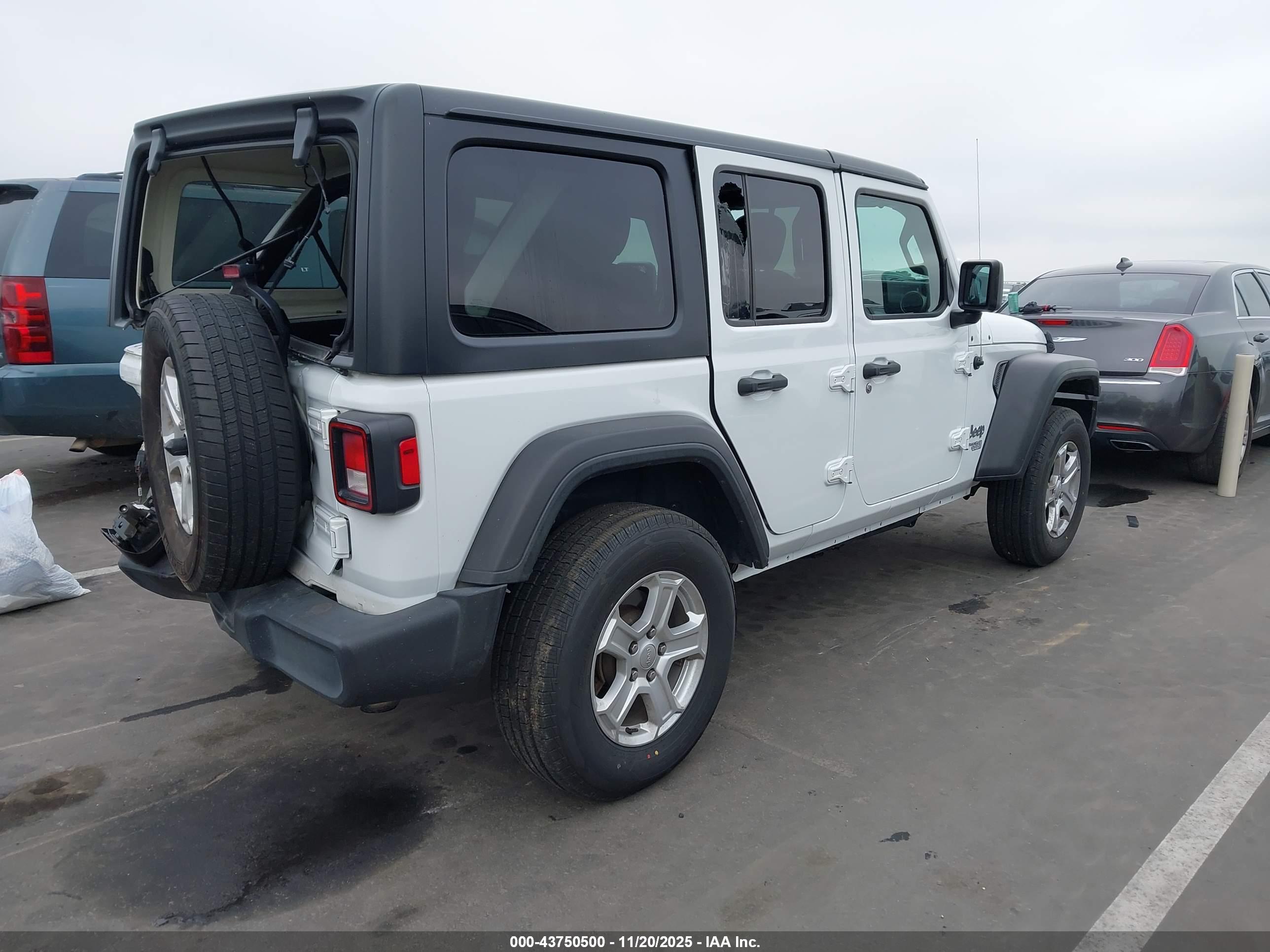 JEEP WRANGLER image 4