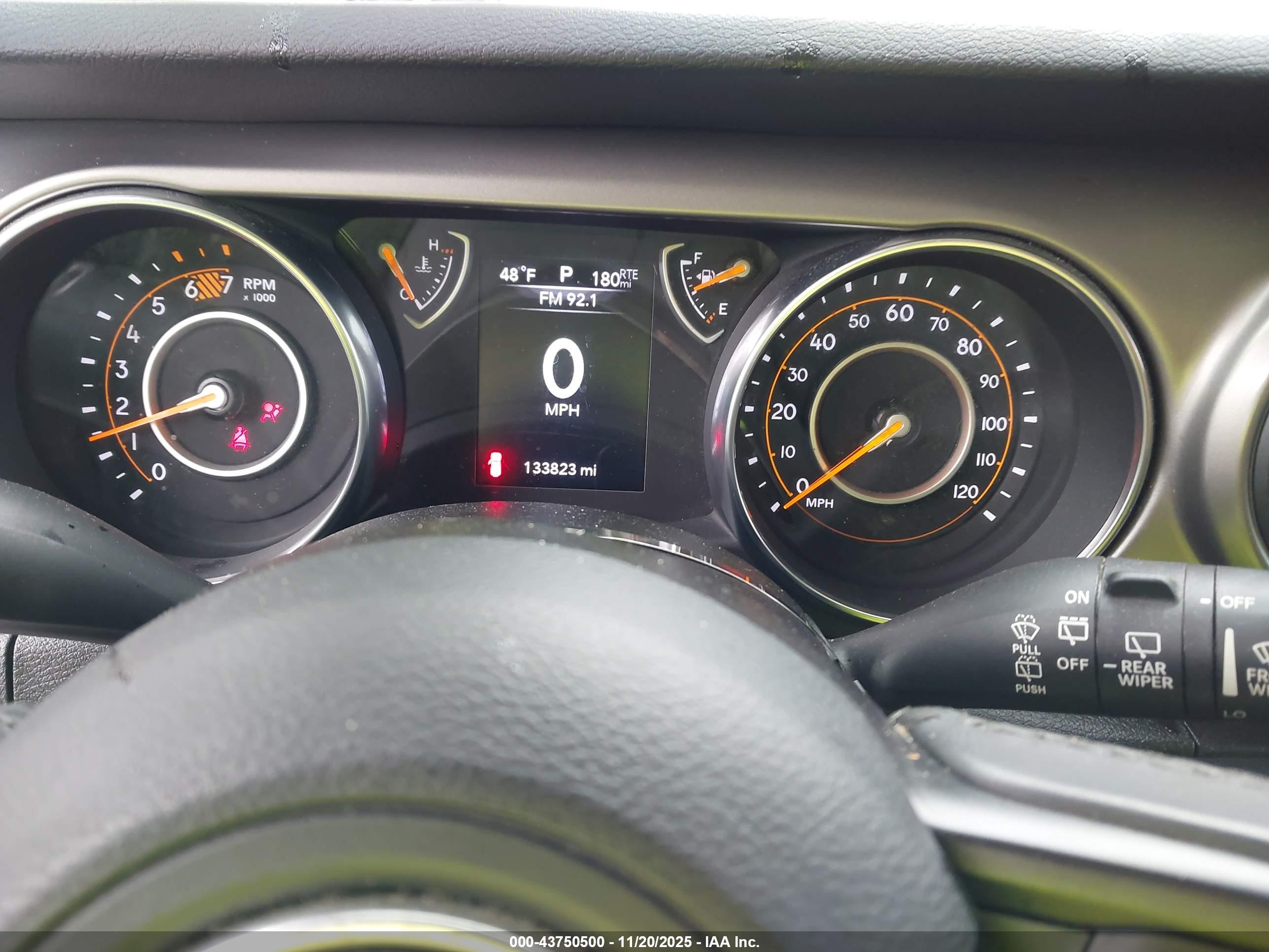 JEEP WRANGLER image 7