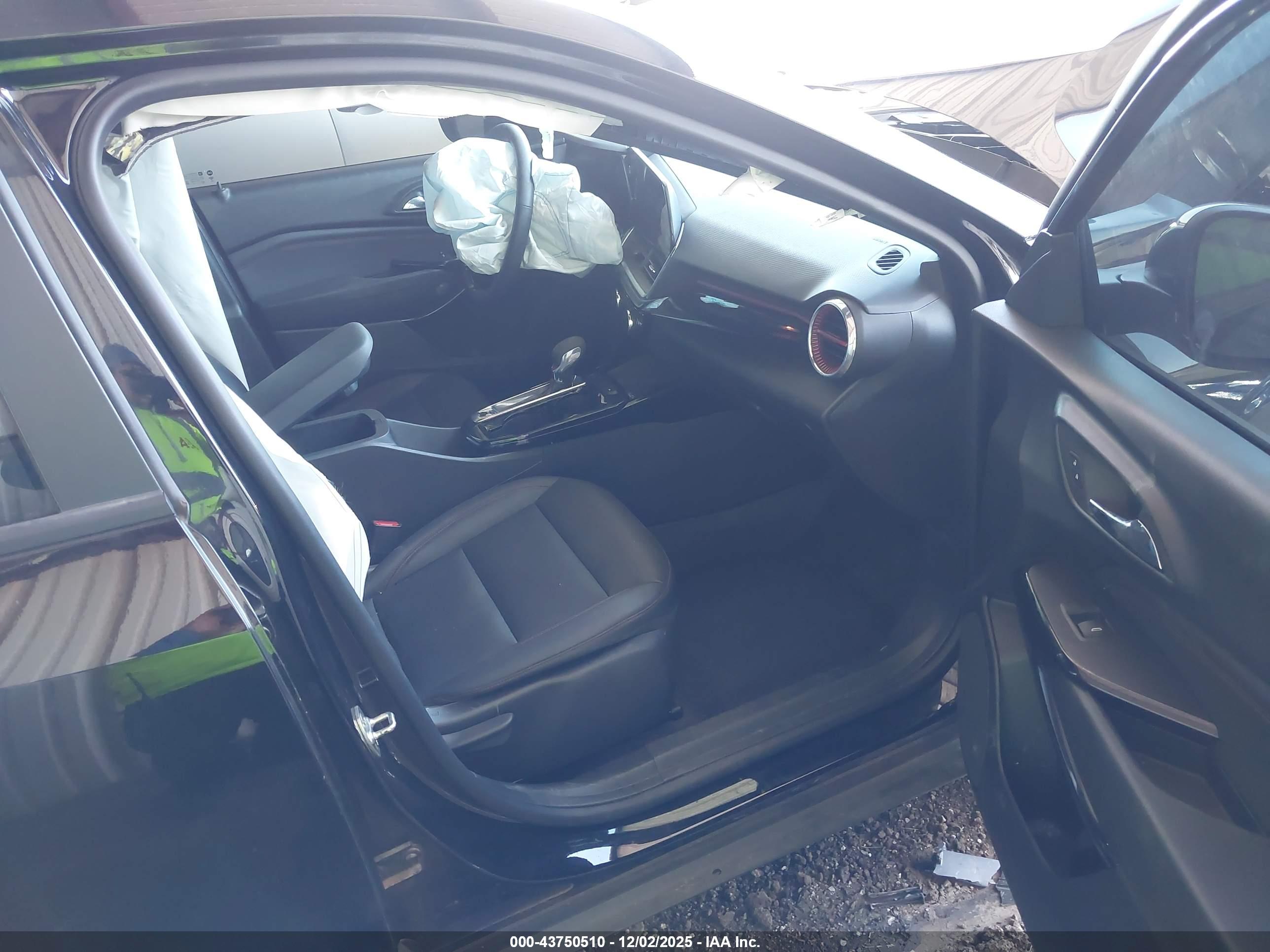 CHEVROLET TRAX image 5
