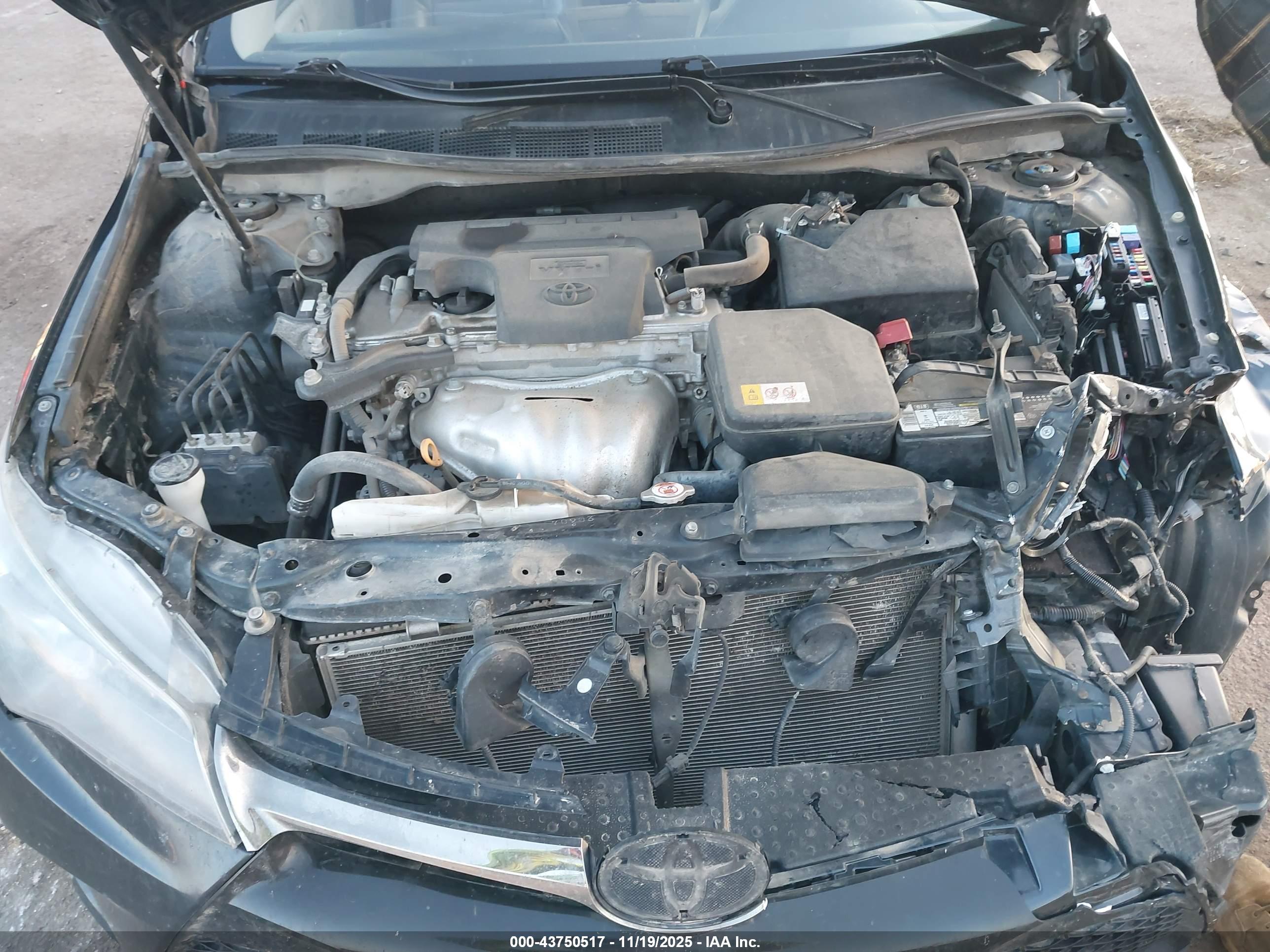 TOYOTA CAMRY image 10