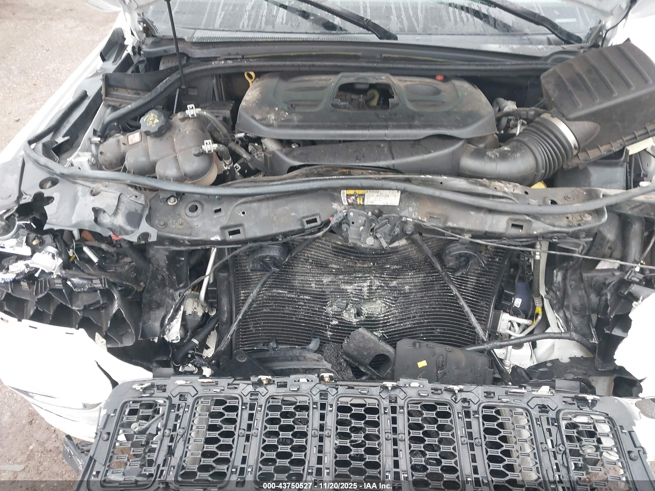 JEEP GRAND image 10