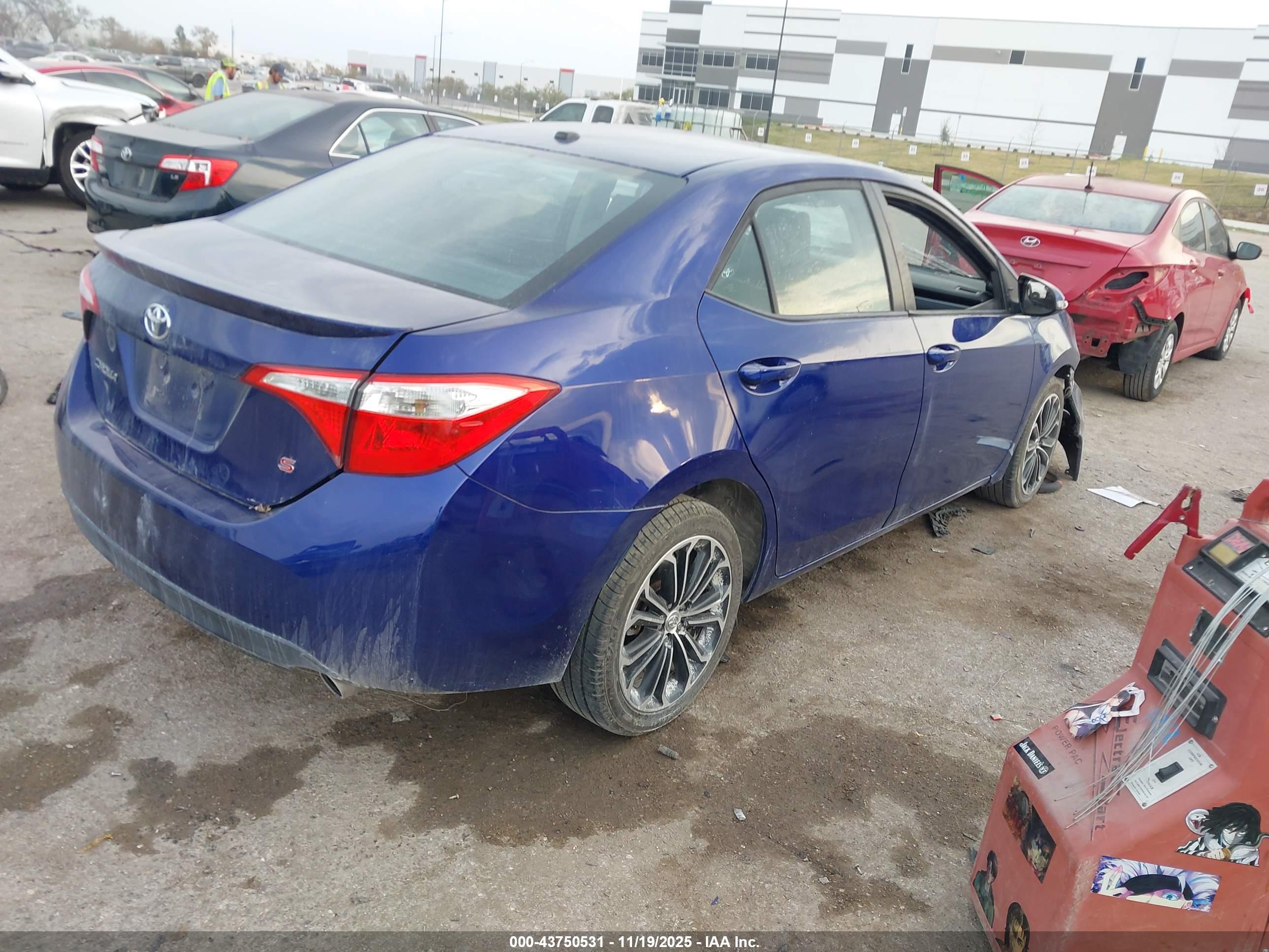 TOYOTA COROLLA image 4