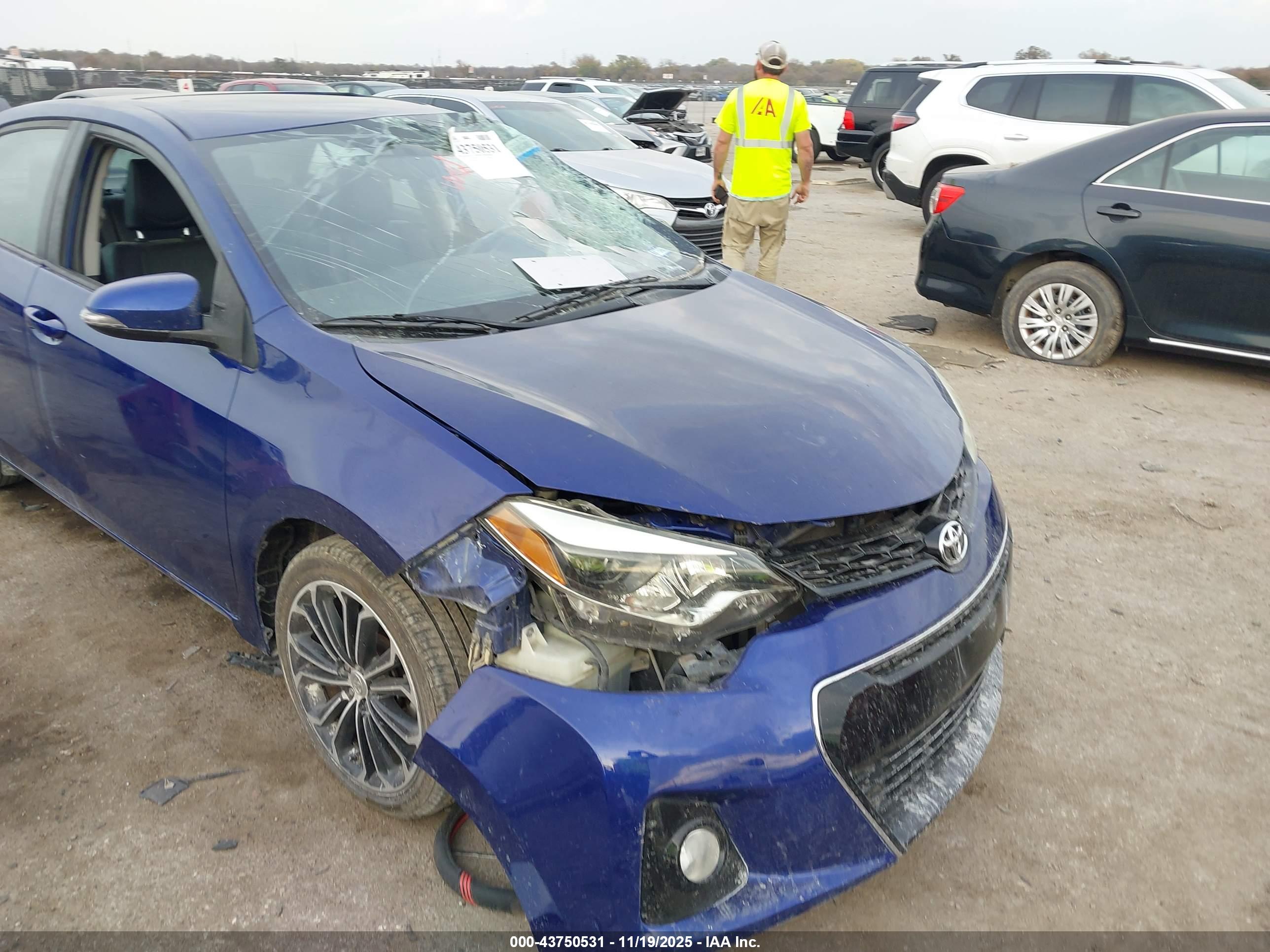 TOYOTA COROLLA image 6