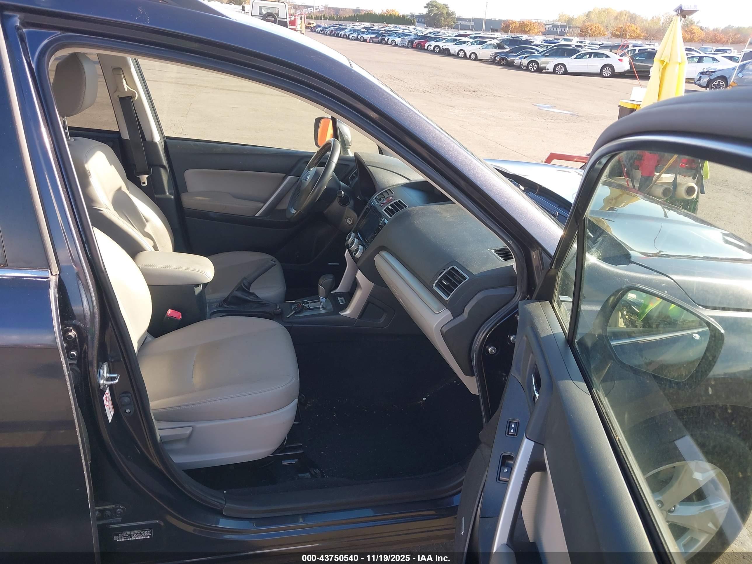 SUBARU FORESTER image 5
