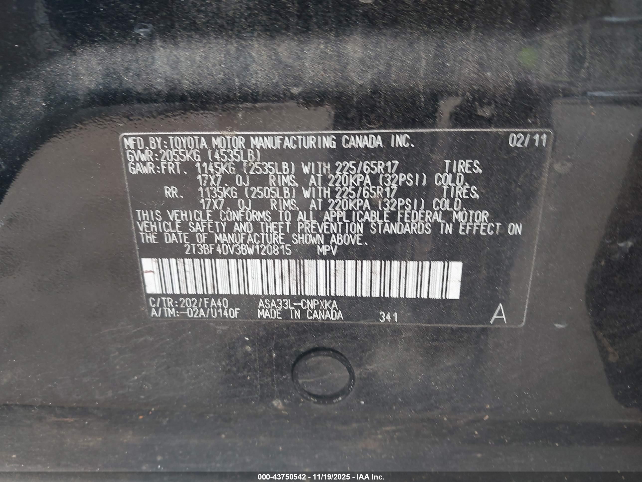 TOYOTA RAV4 image 9