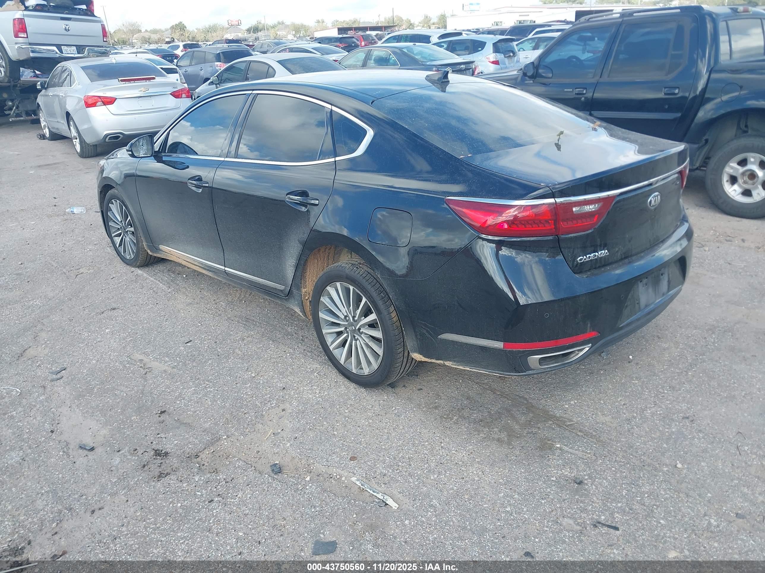 KIA CADENZA image 3