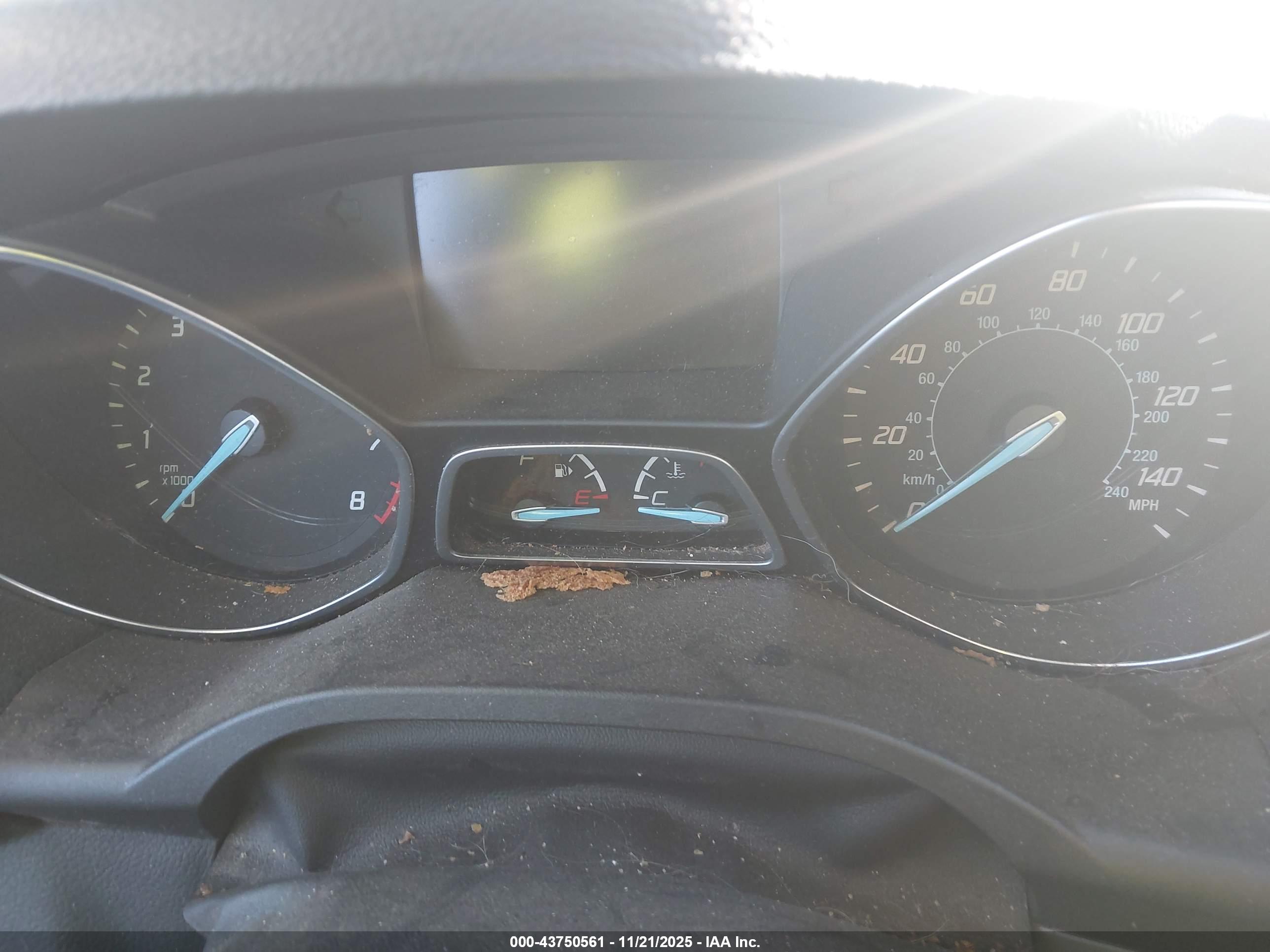 FORD ESCAPE image 7