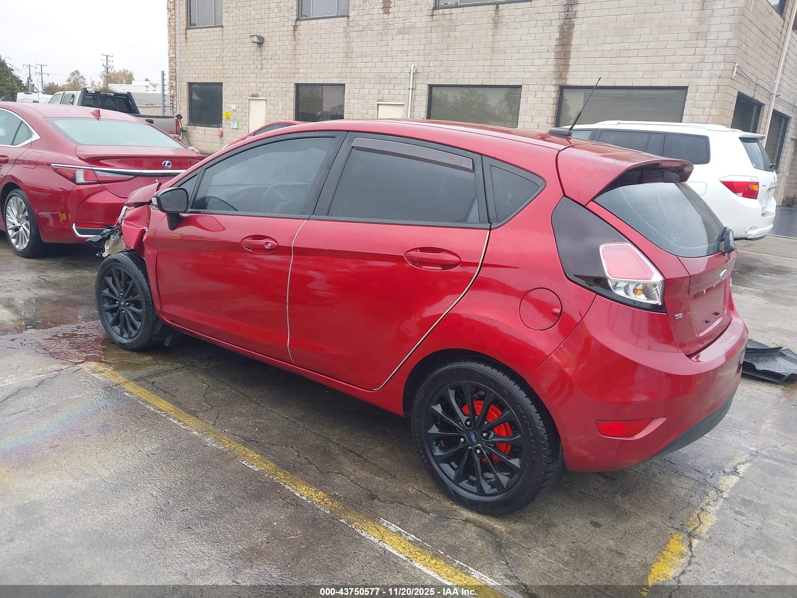 FORD FIESTA image 3