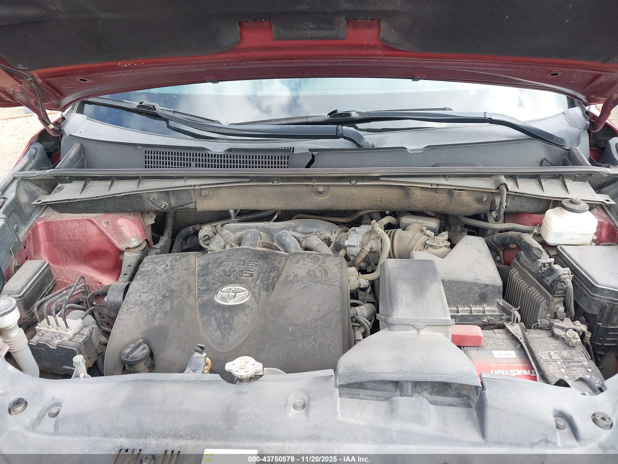 TOYOTA HIGHLANDER image 10