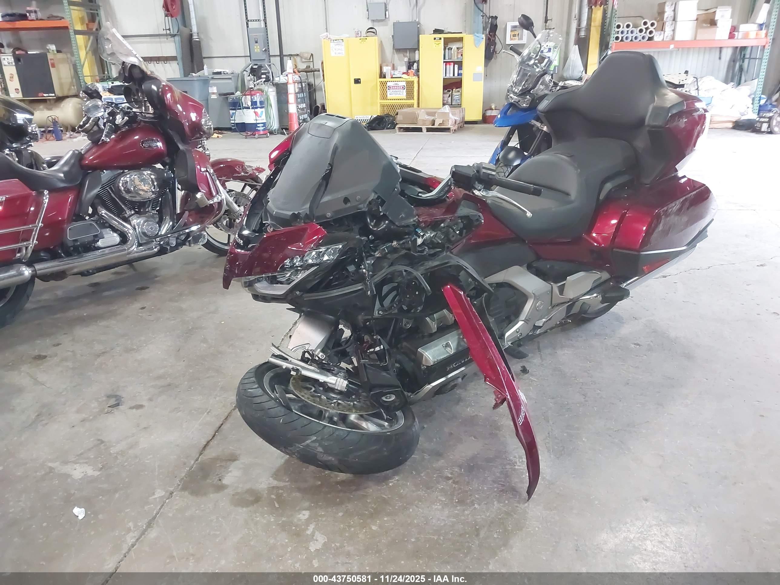 HONDA GL1800 image 2