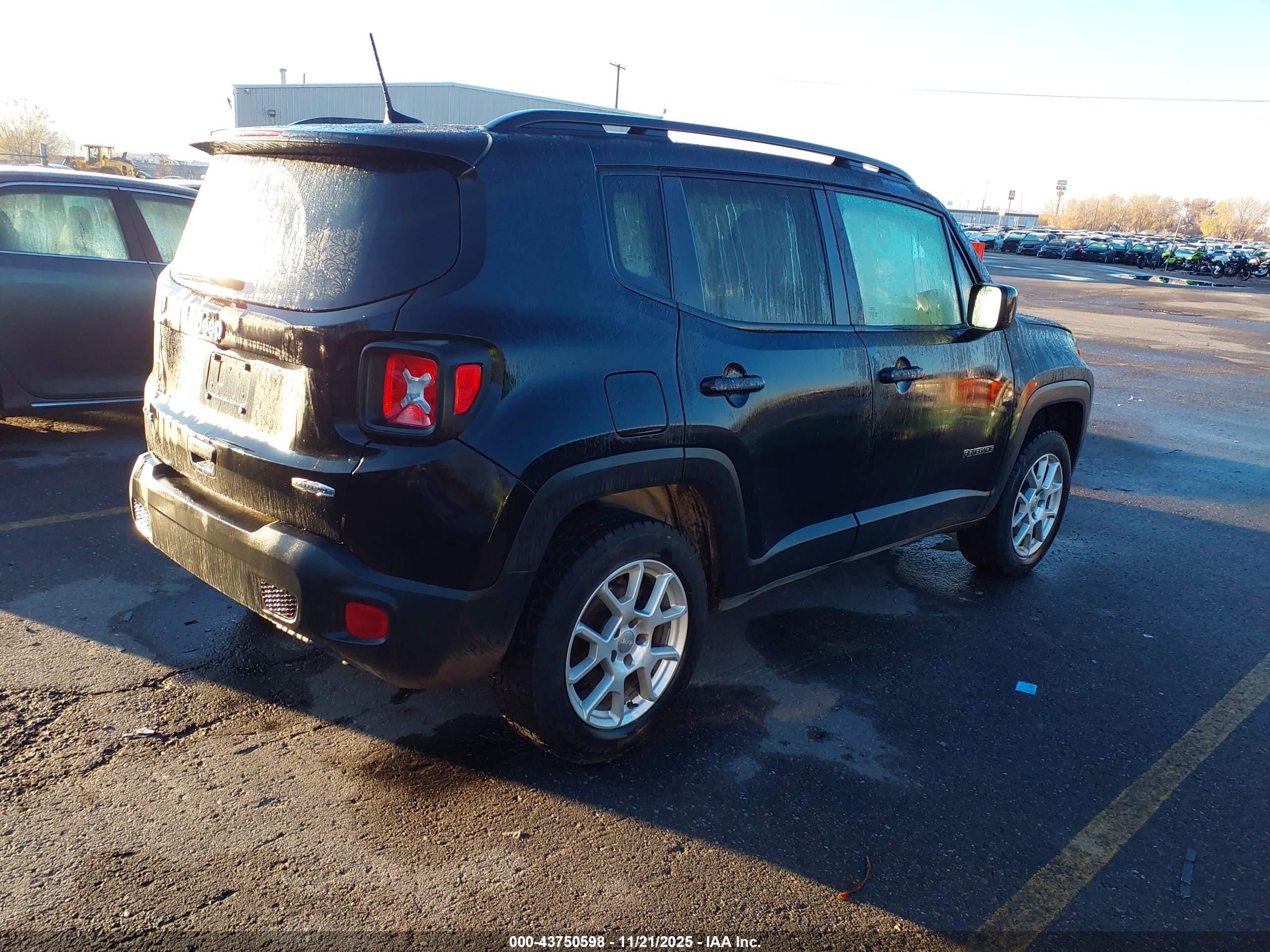 JEEP RENEGADE image 4