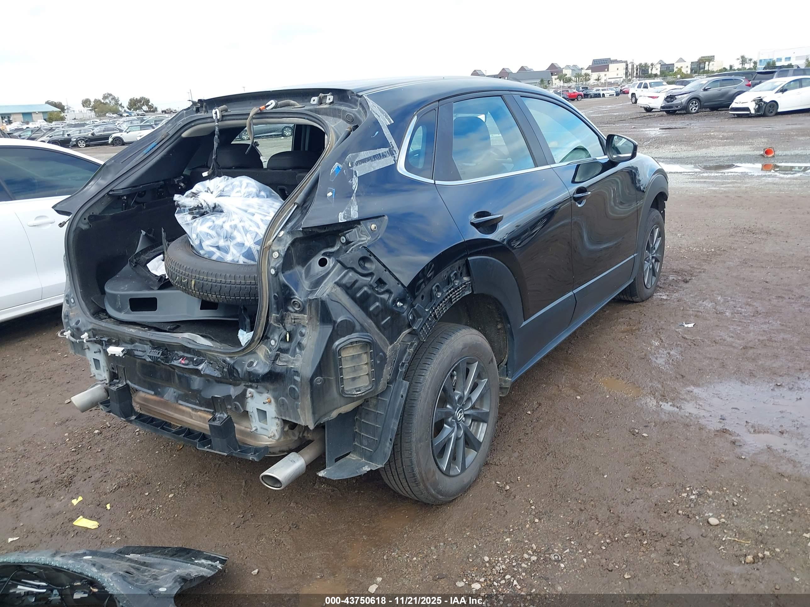MAZDA CX-30 image 4