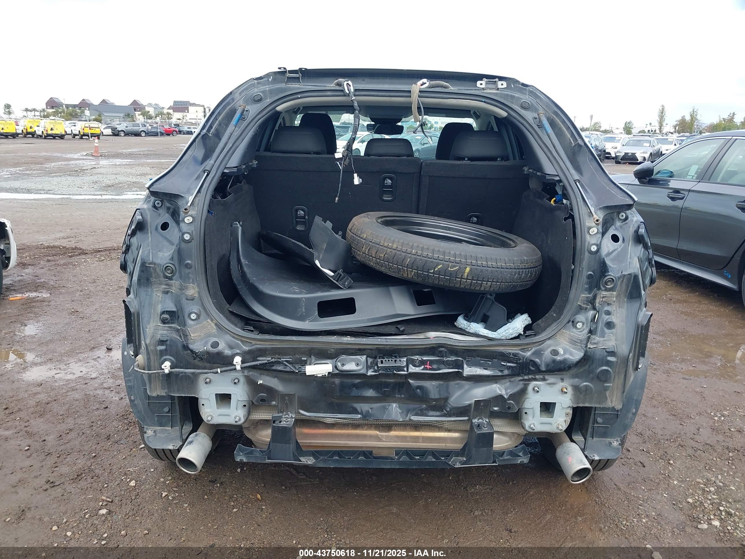 MAZDA CX-30 image 6
