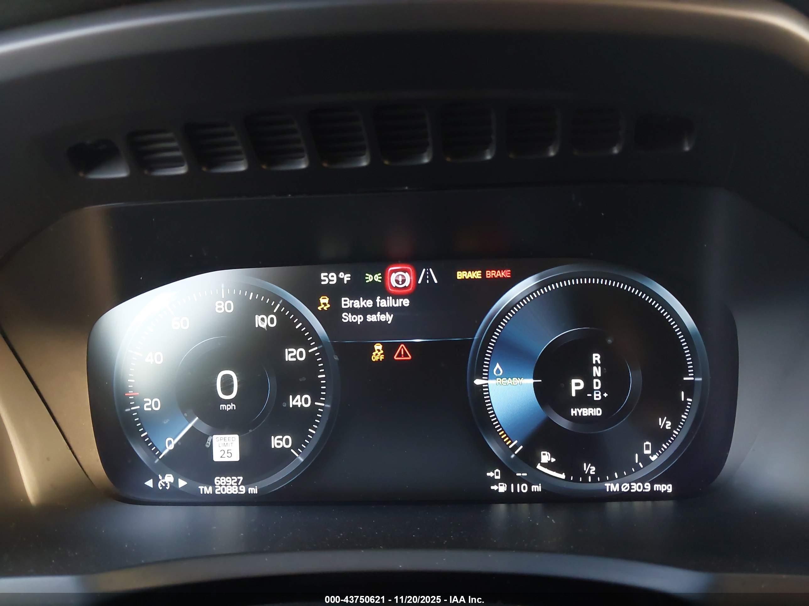 VOLVO XC90 image 7