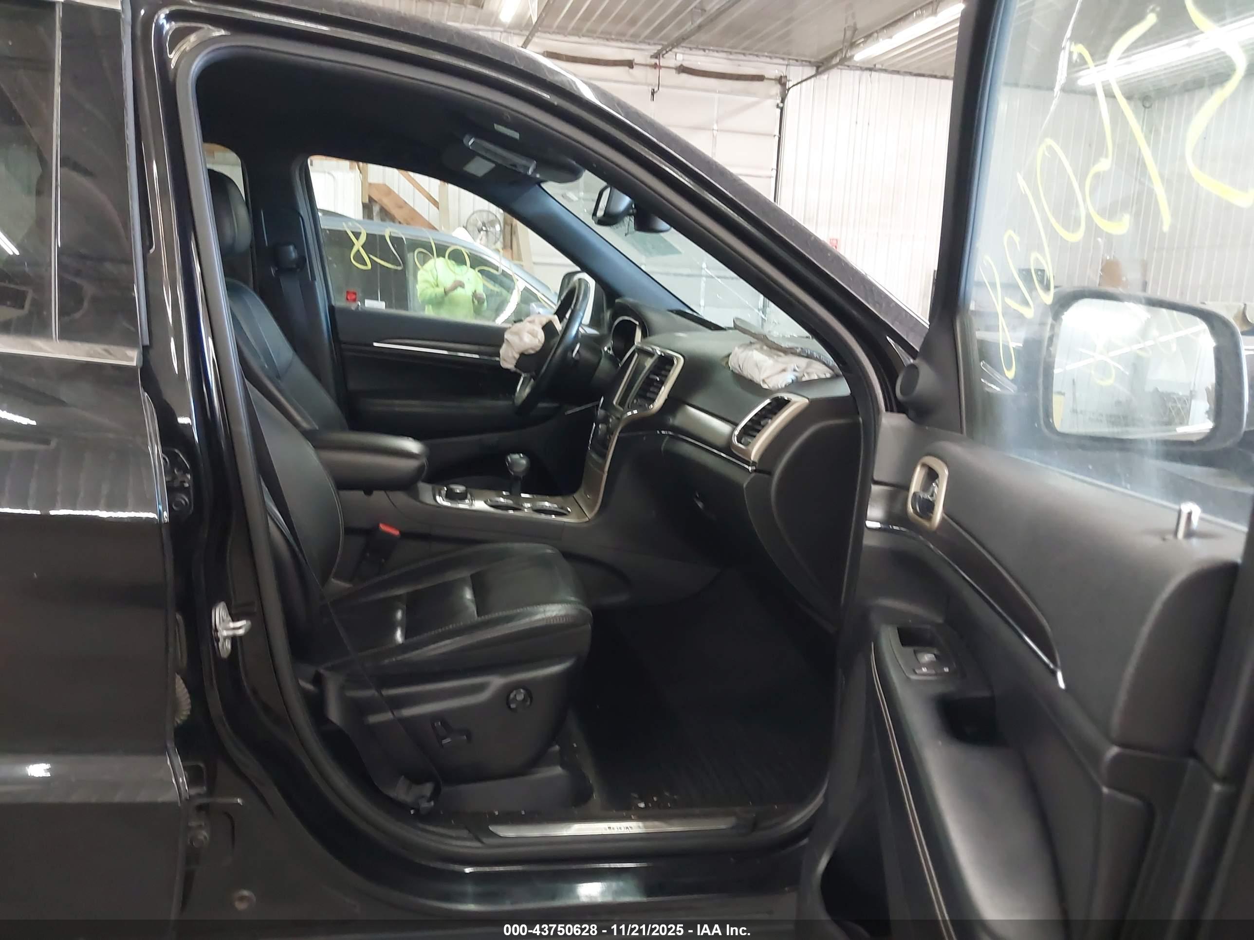 JEEP GRAND image 5