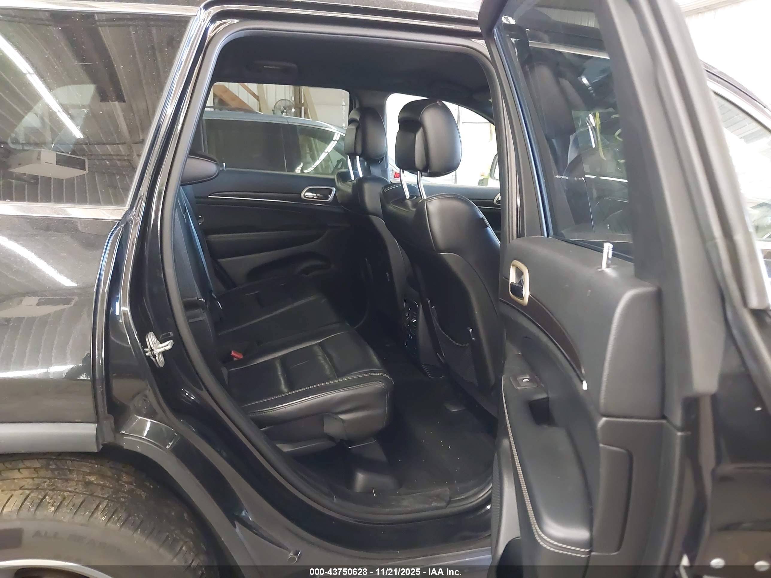 JEEP GRAND image 8