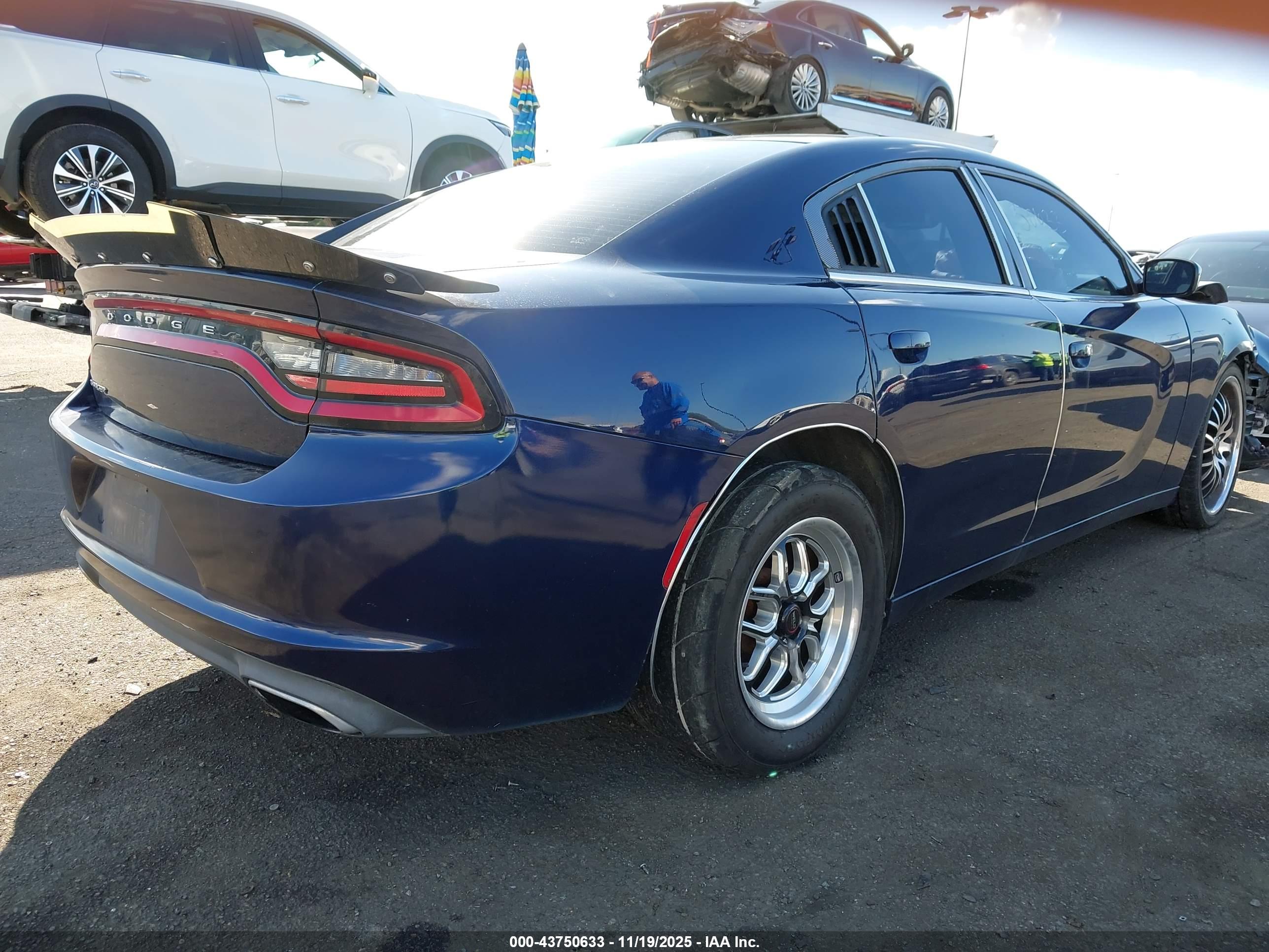 DODGE CHARGER image 4