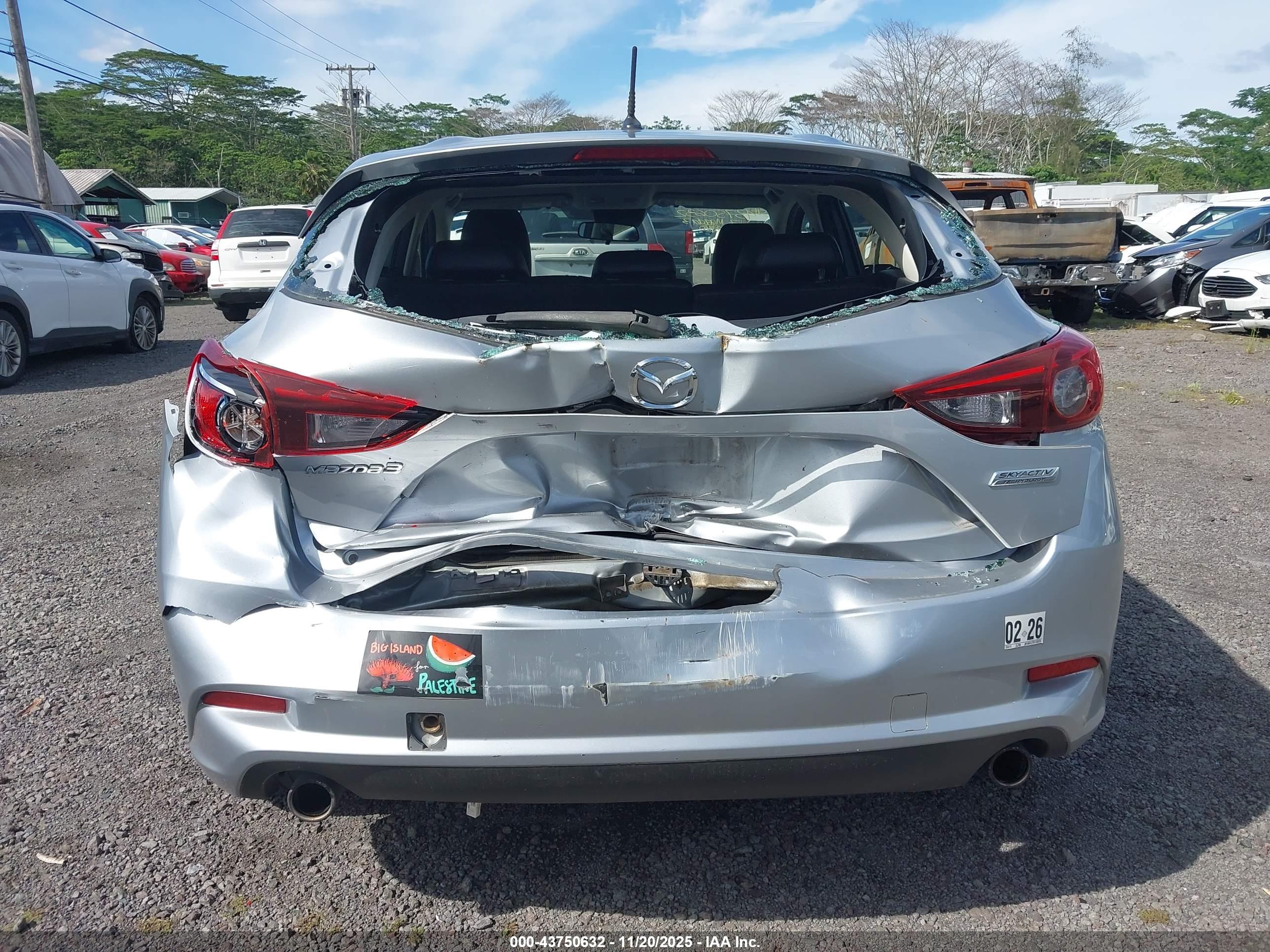 MAZDA MAZDA3 image 6