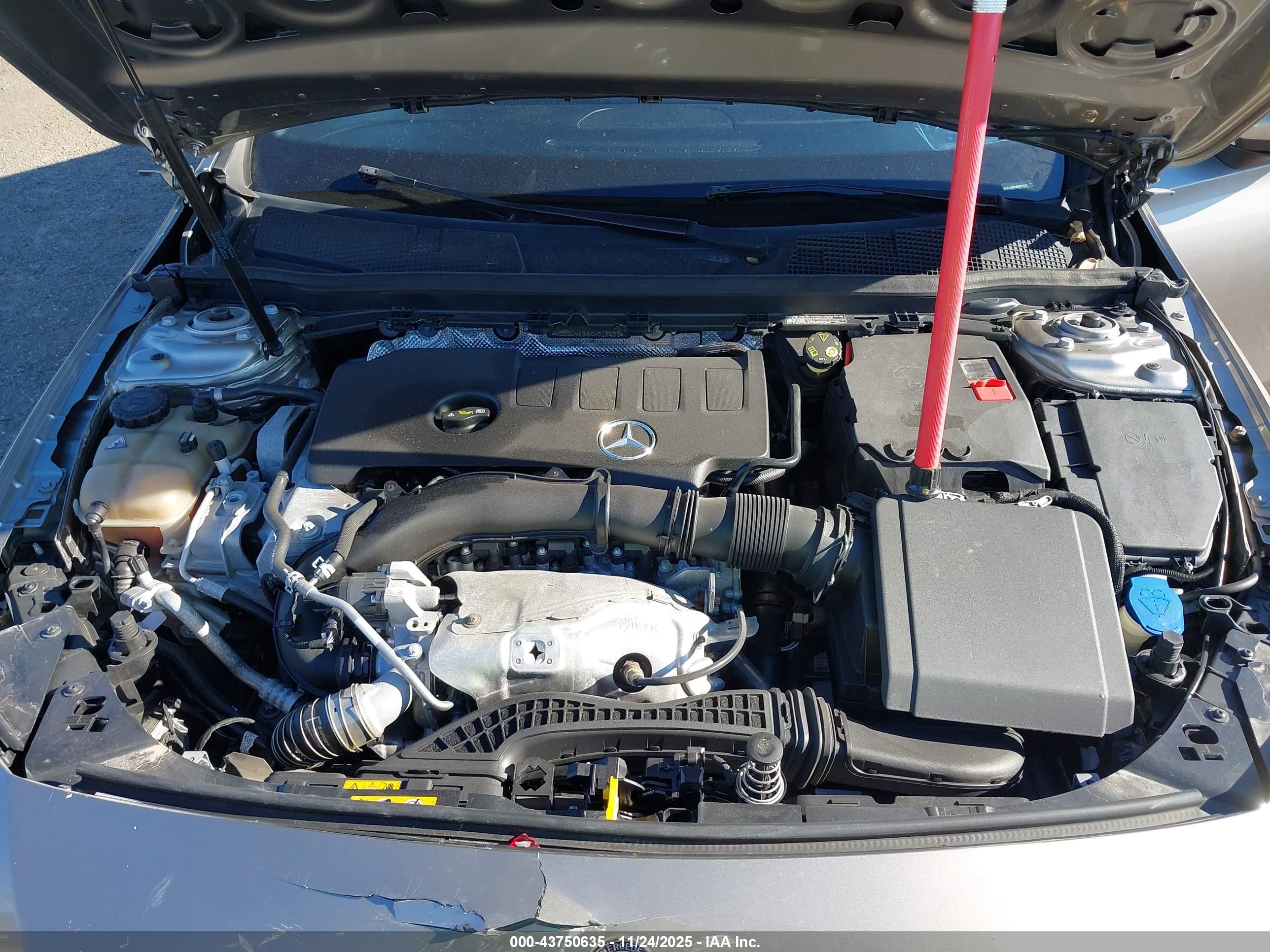 MERCEDES-BENZ A image 10