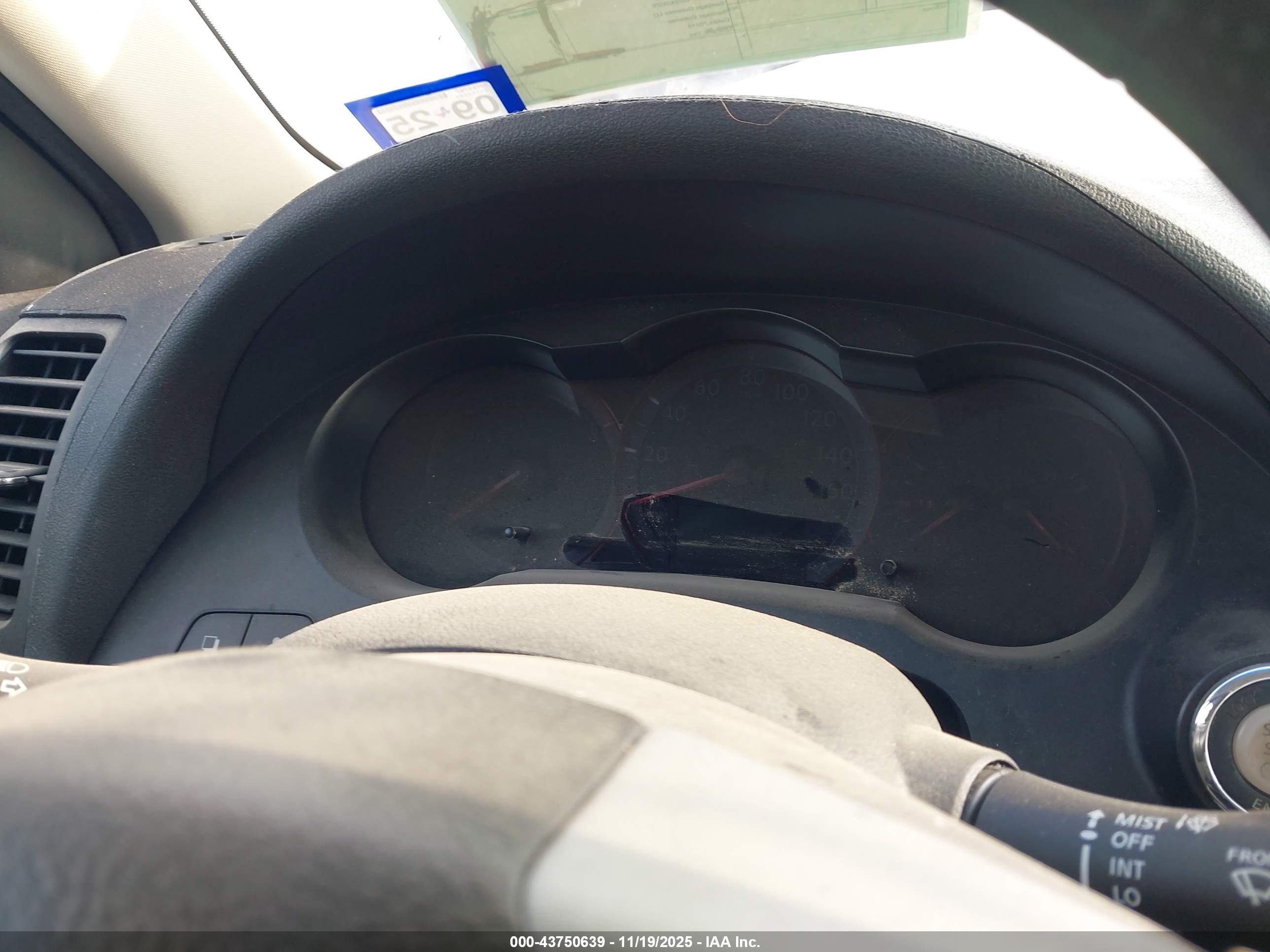 NISSAN ALTIMA image 7