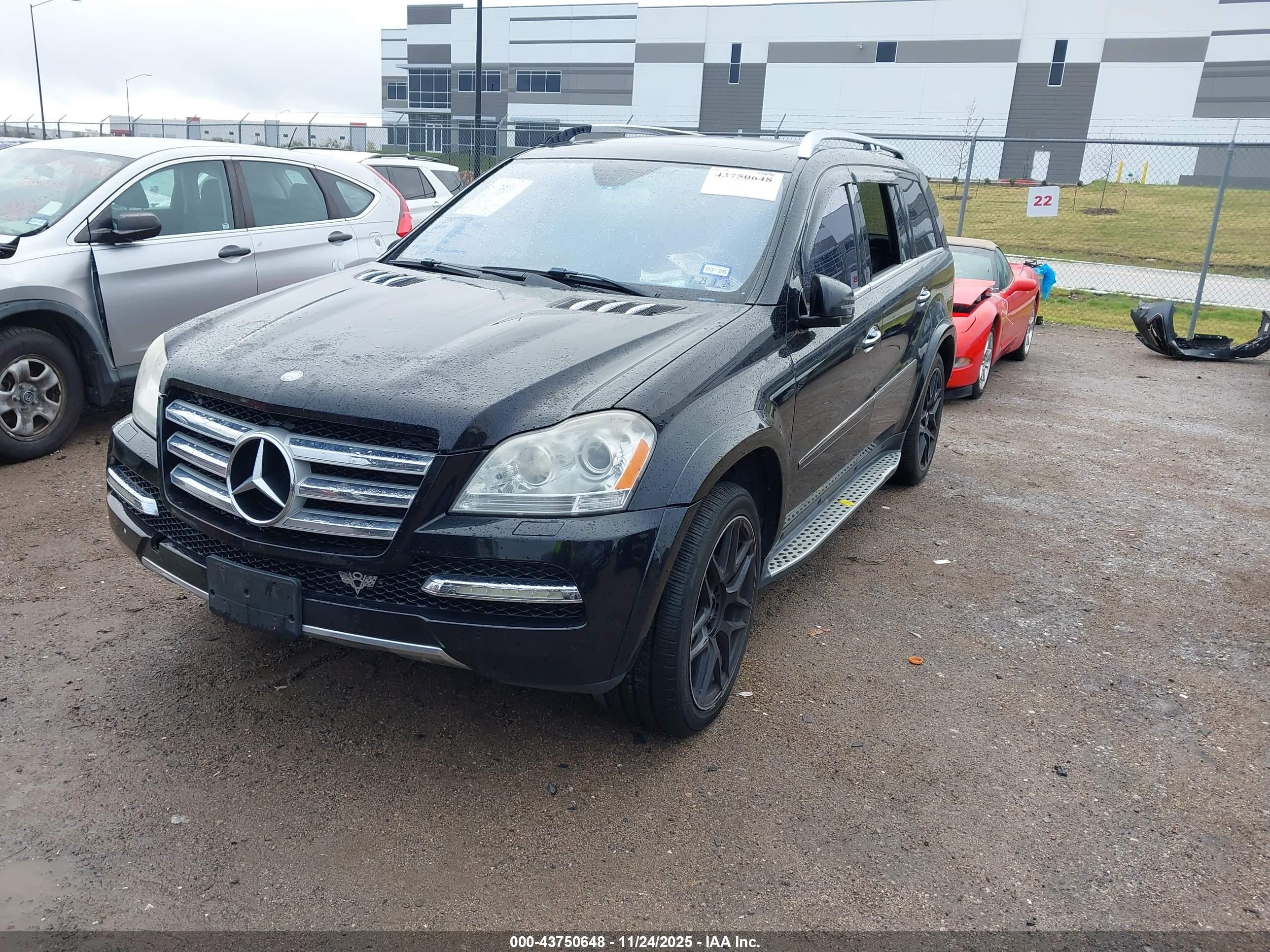 MERCEDES-BENZ GL image 2