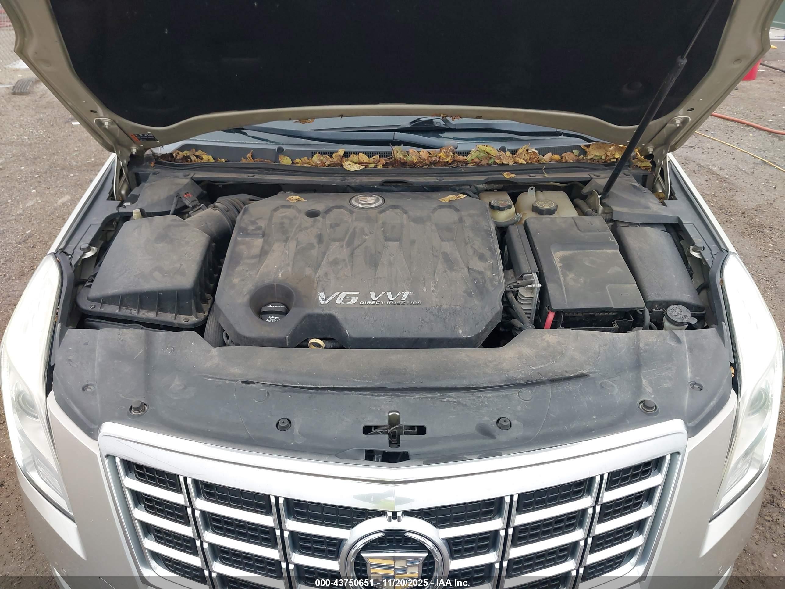 CADILLAC XTS image 10