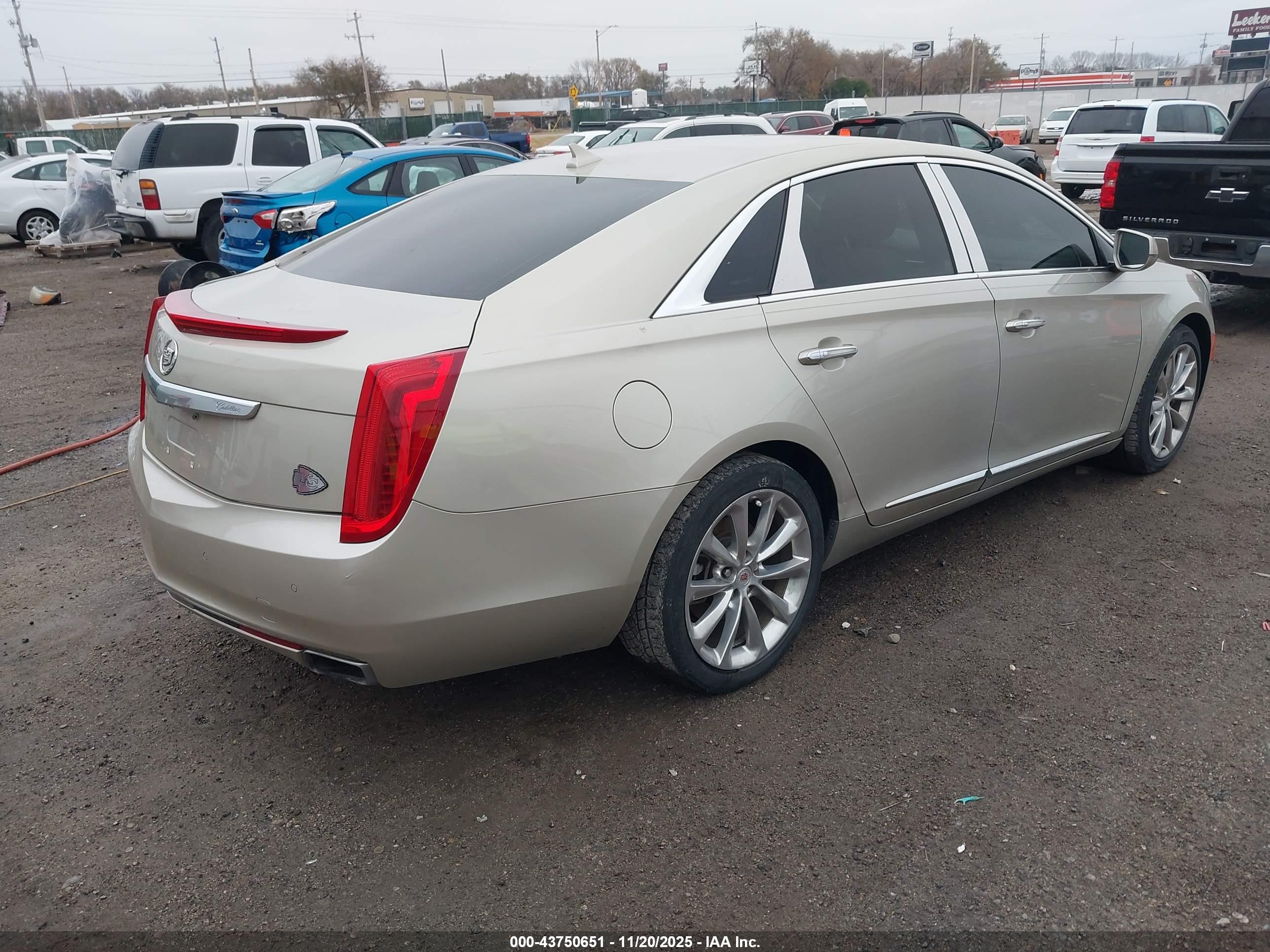 CADILLAC XTS image 4