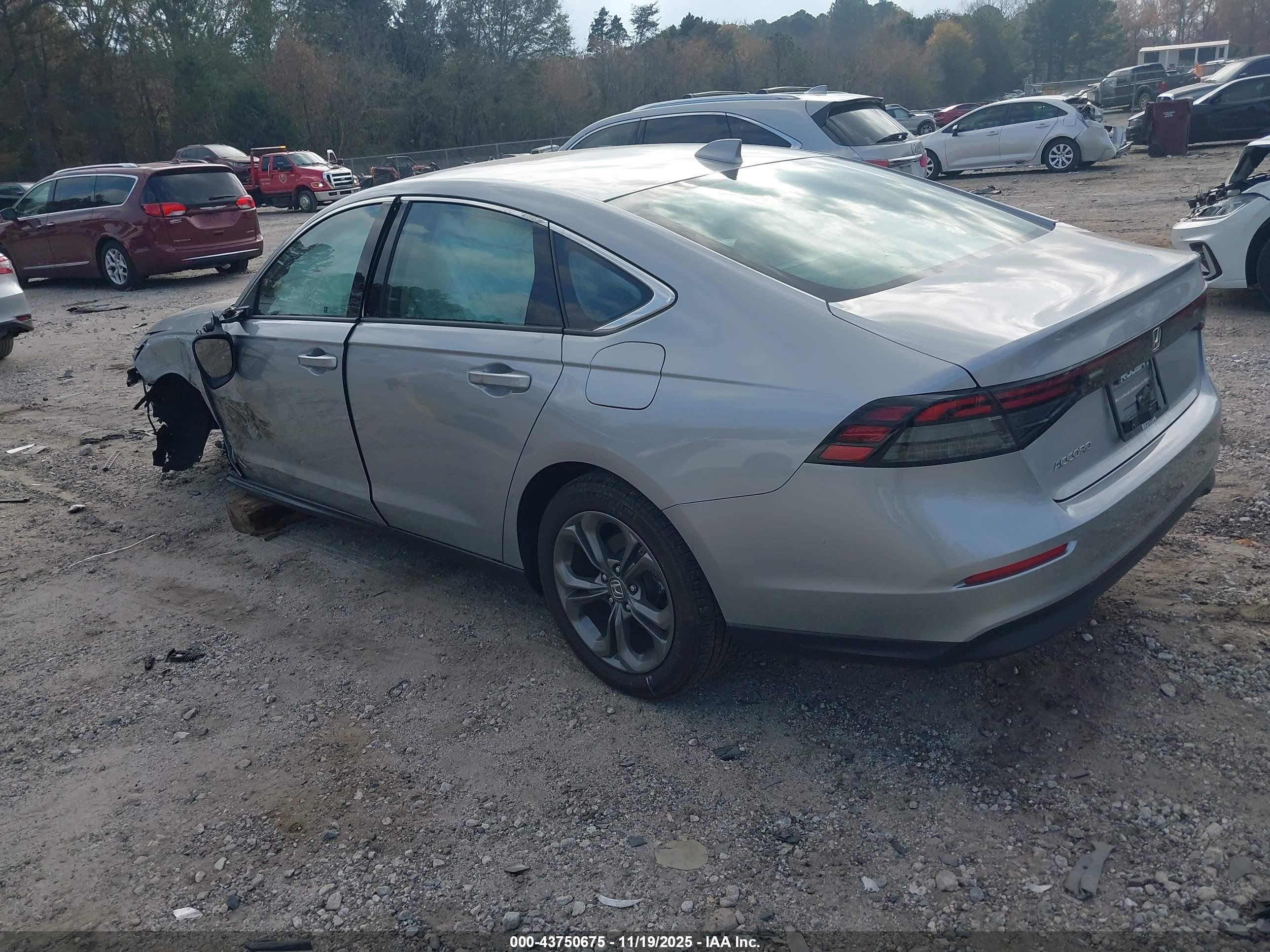 HONDA ACCORD image 3
