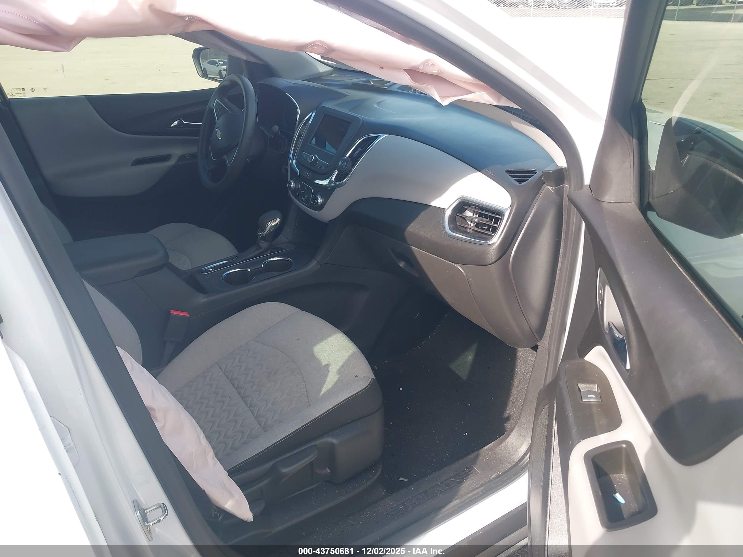 CHEVROLET EQUINOX image 5
