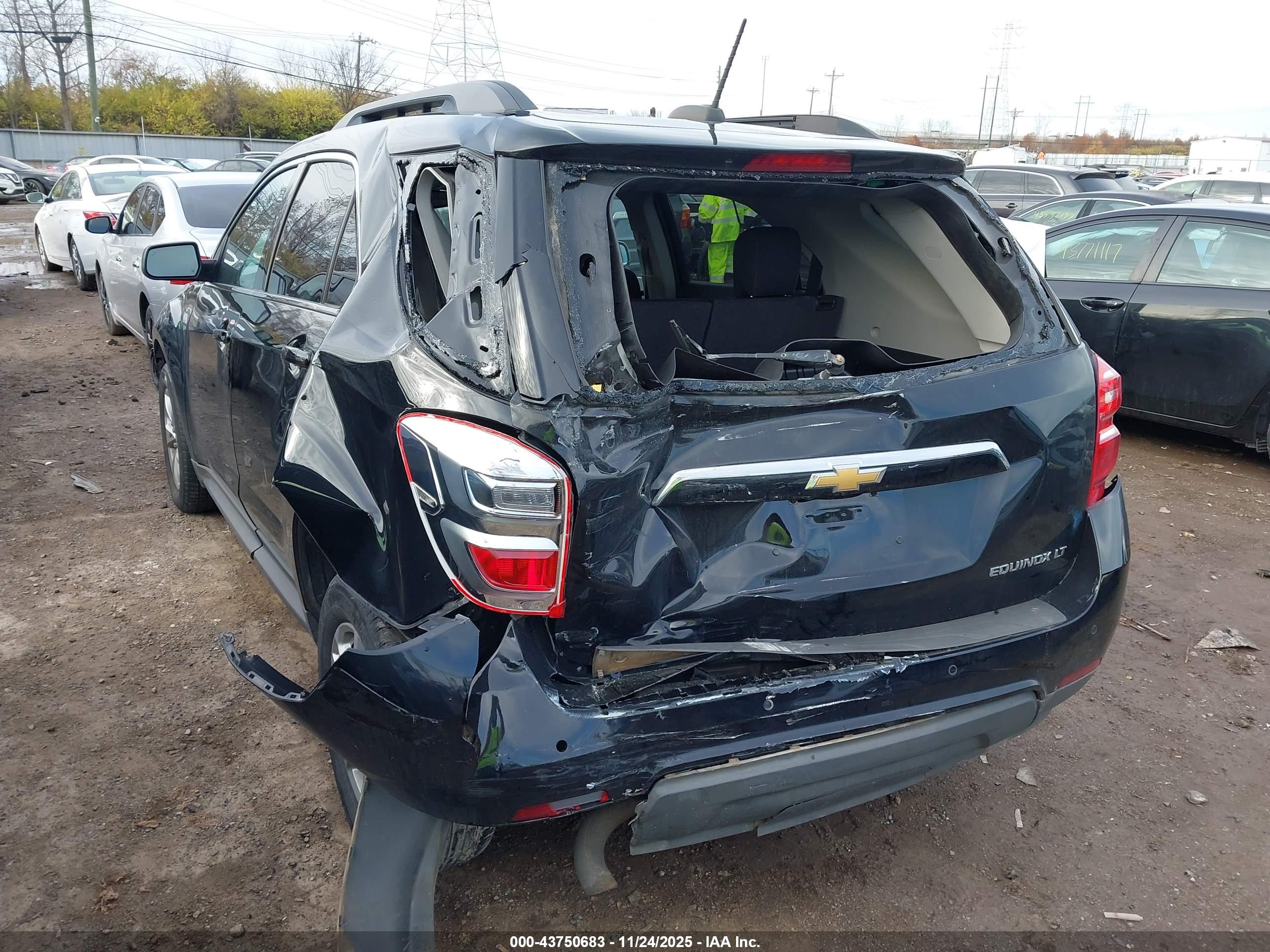 CHEVROLET EQUINOX image 6