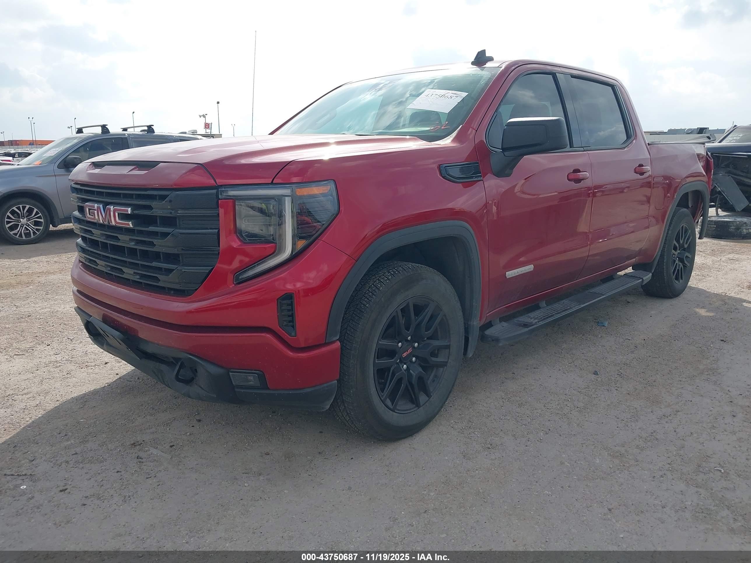 GMC SIERRA image 2