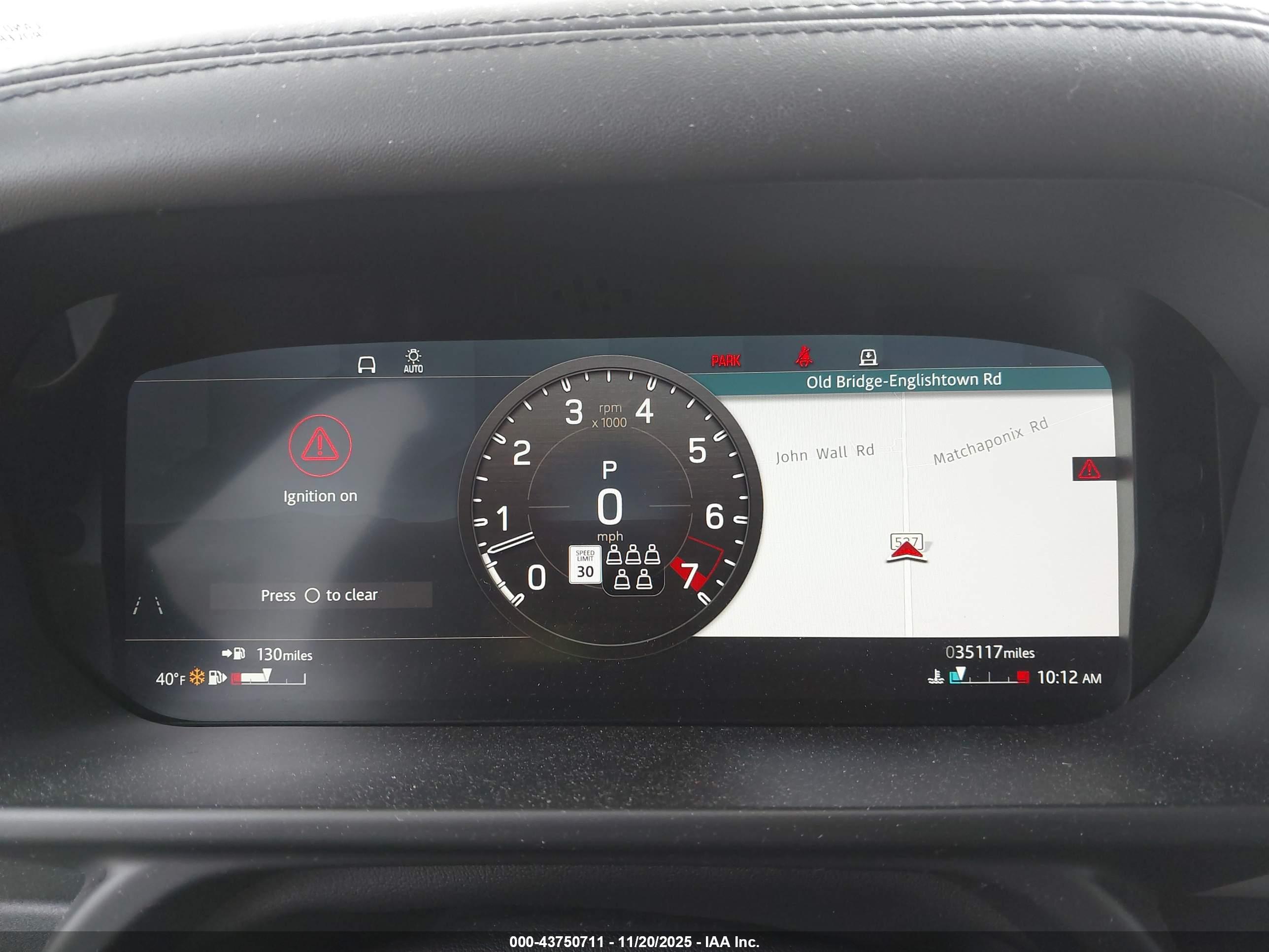 LAND ROVER image 7