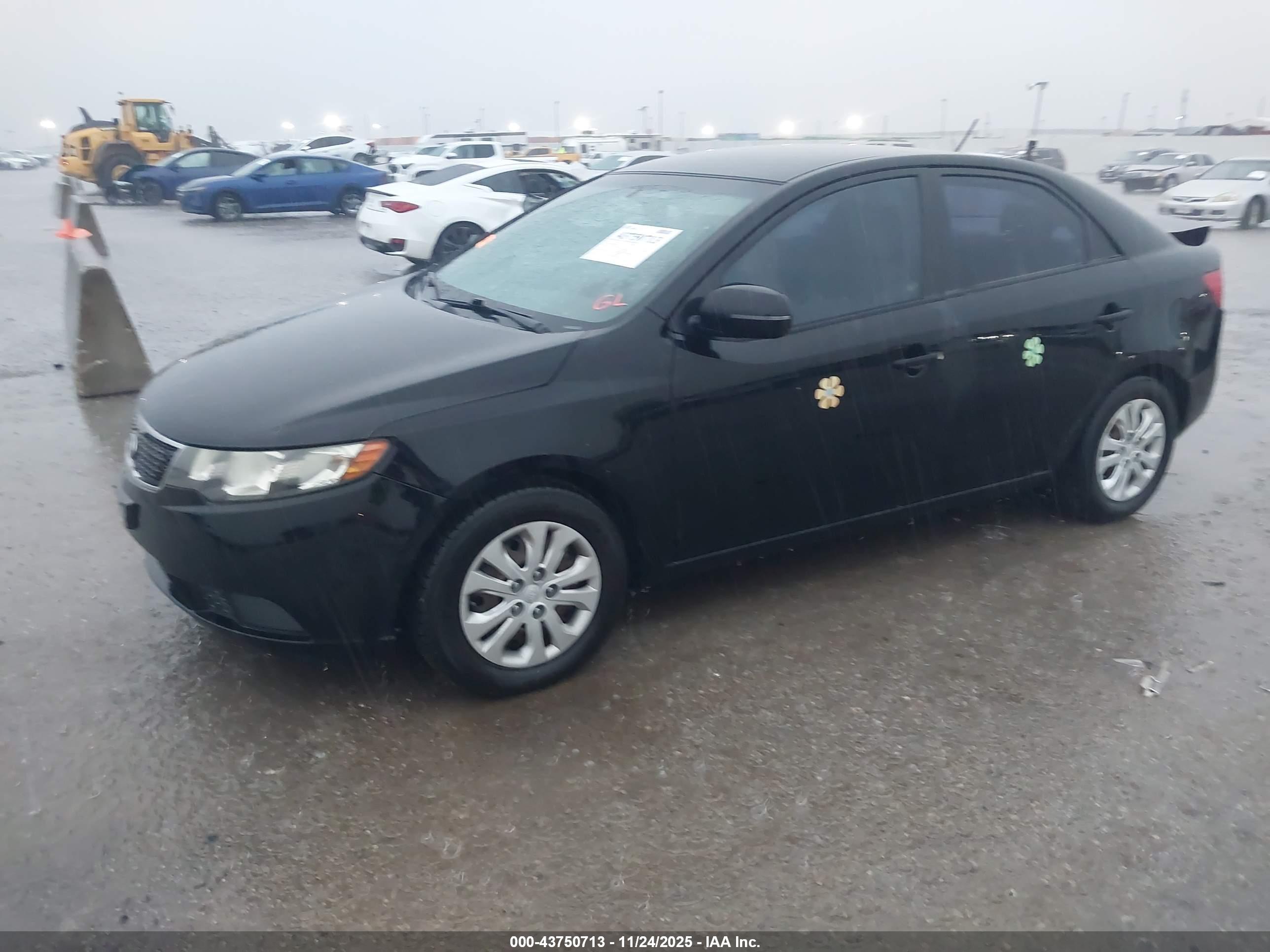 KIA FORTE image 2